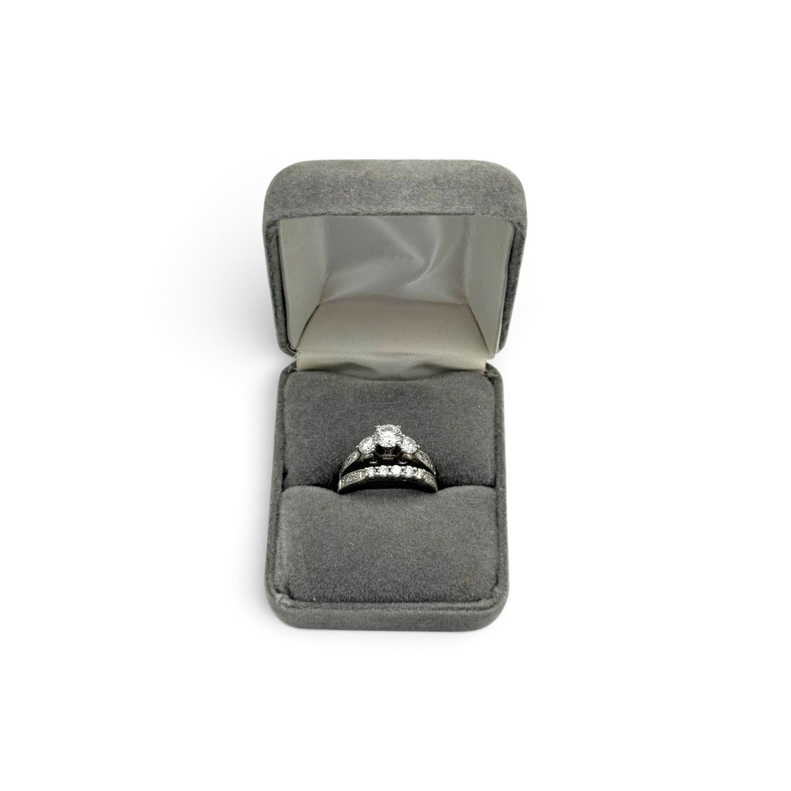 Diamond, Platinum Wedding Set - 3