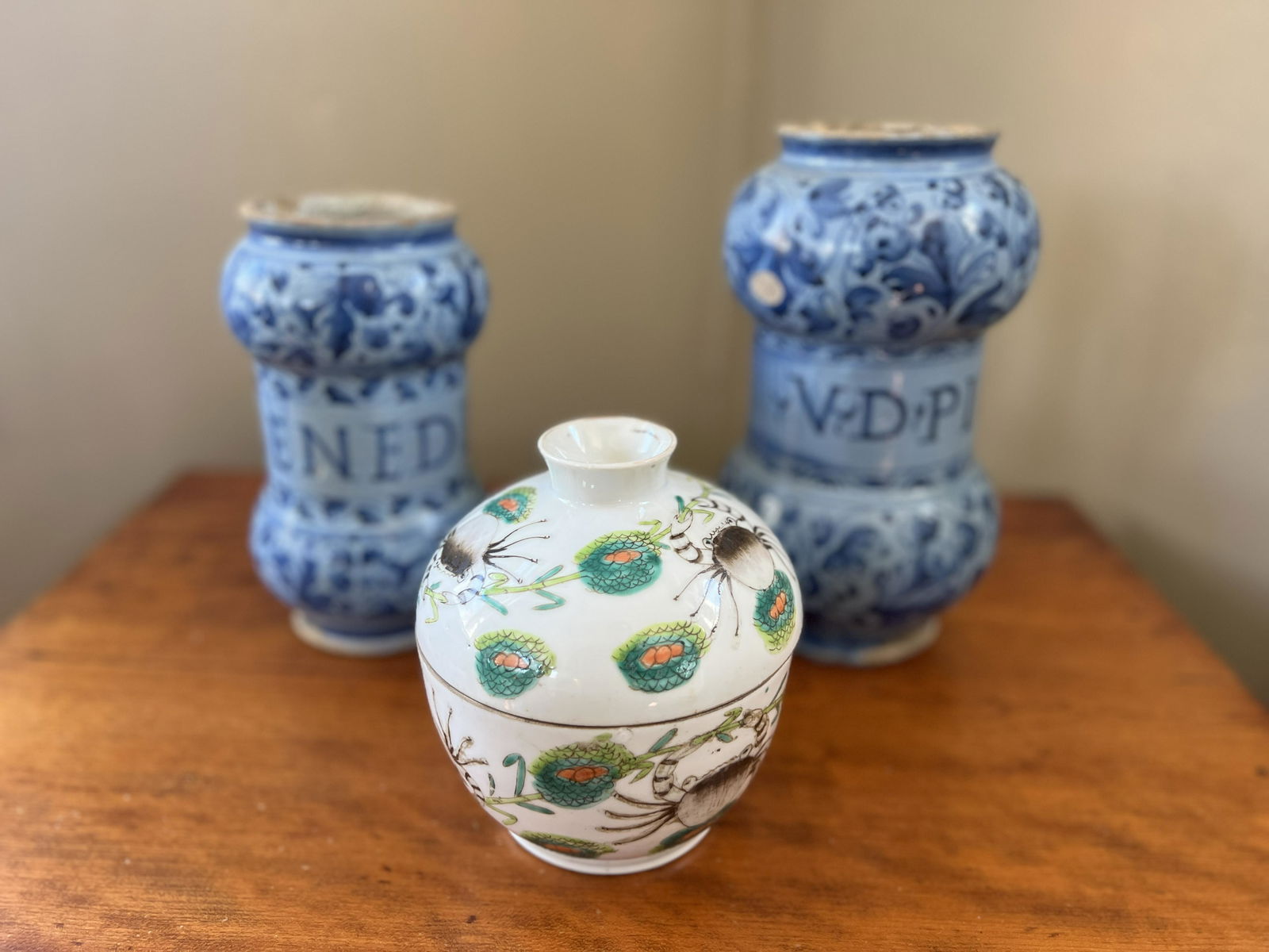 Pair of Italian Faience Polychrome Double Gourd Form Vases and Asian Rice Dish (1 of 14)