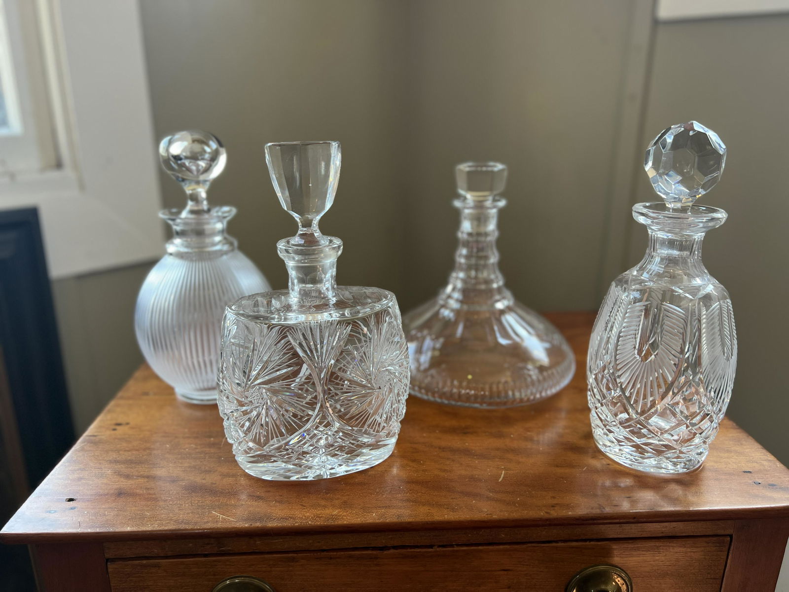 4 Crystal Decanters, Marked Lalique, Waterford, William Yeoward (1 of 20)
