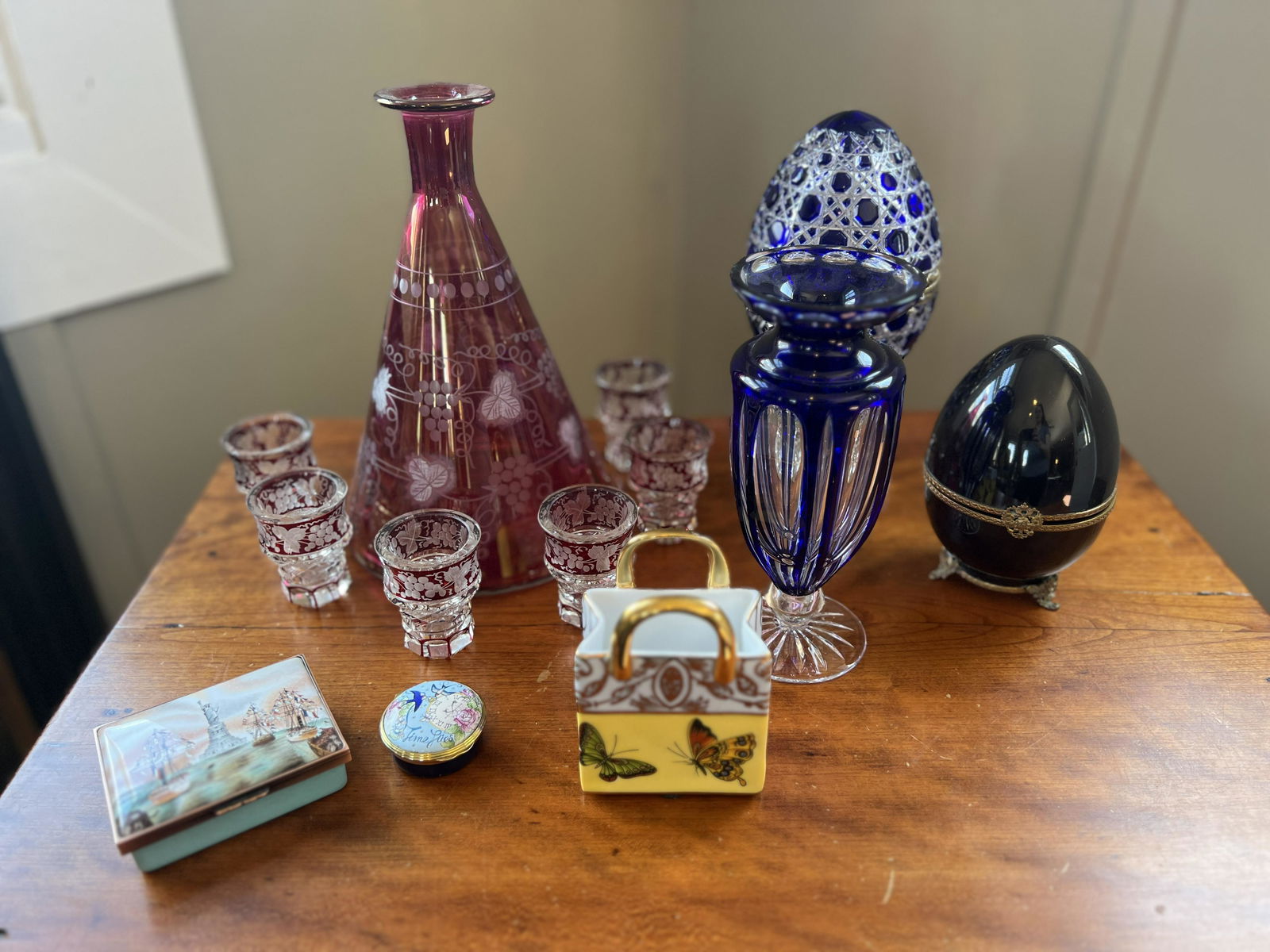 13 Assorted Decorative Glassware Pieces, Faberge Eggs, Cut Glass, Halcyon (1 of 20)