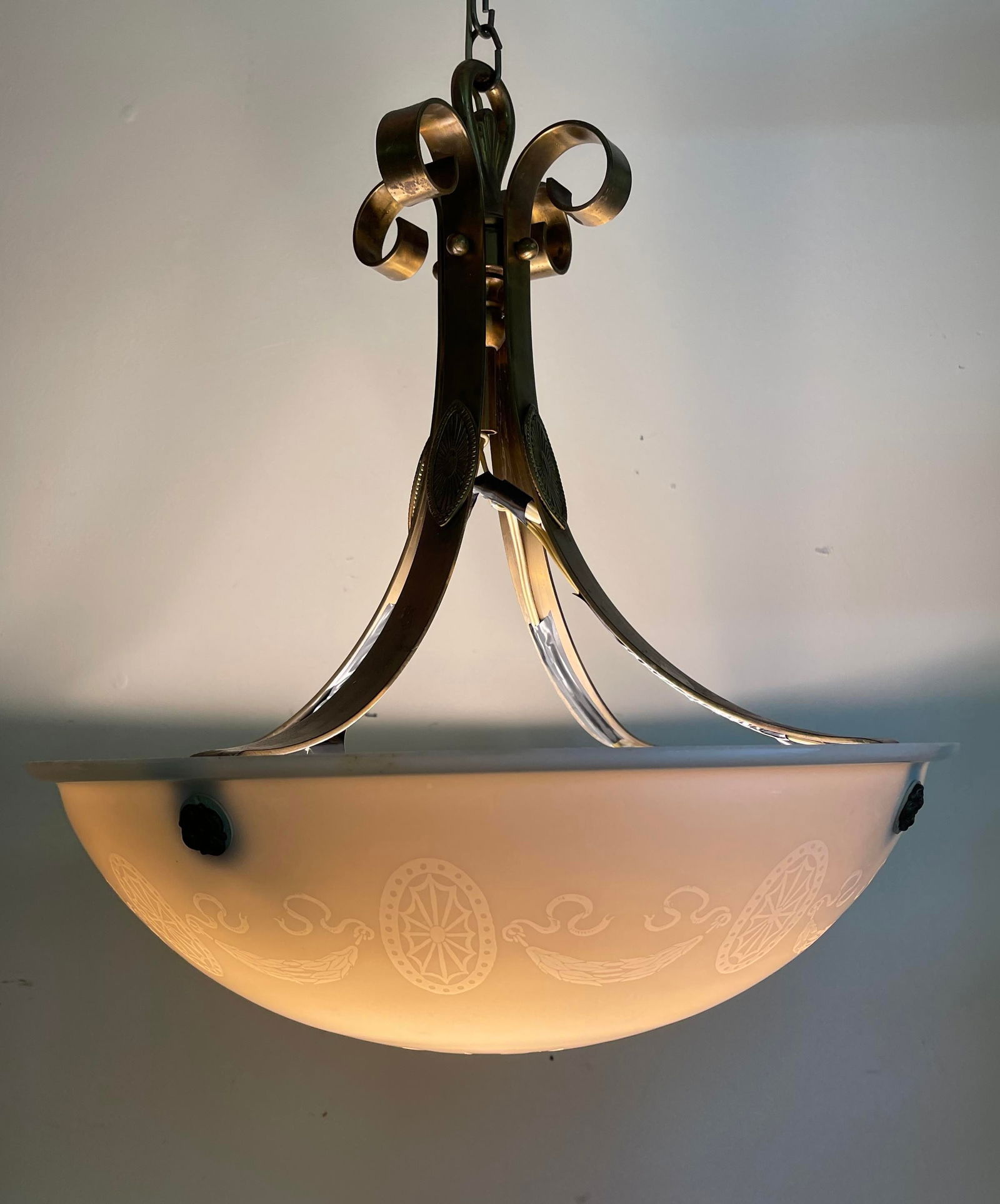 Steuben Acid Etched Opalescent Hanging Fixture: One chip on rim, otherwise good condition. Width: 18"
