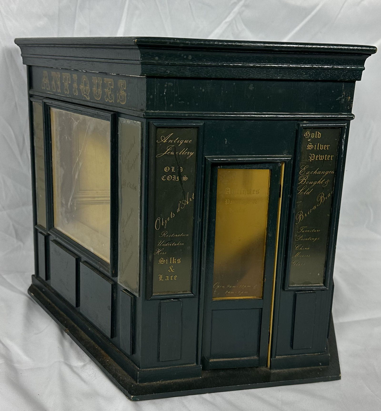 Vintage Miniature Antiques Store / Doll House (1 of 9)
