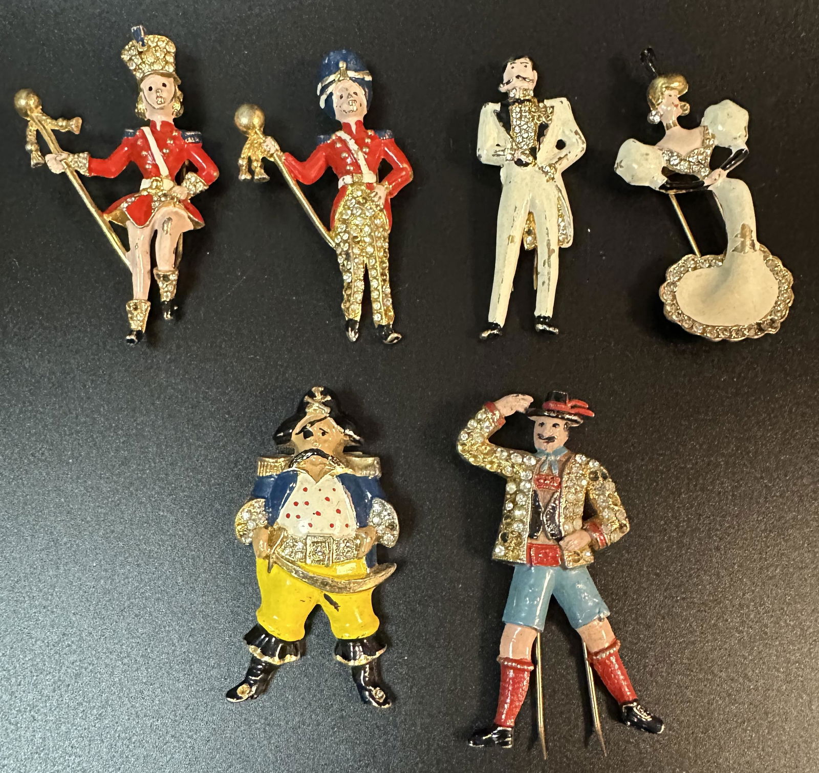 3 Pair of Vintage Enamel Costume Jewelry Figural Brooches (1 of 5)