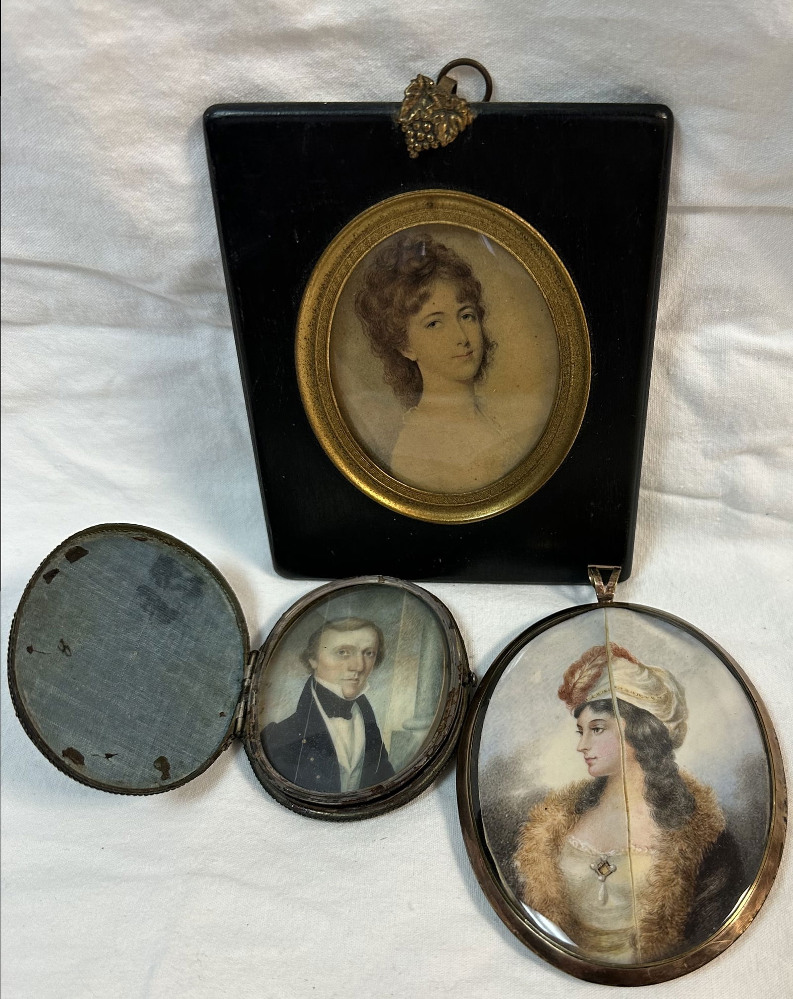 Three Antique Framed Miniature Portrats (1 of 4)