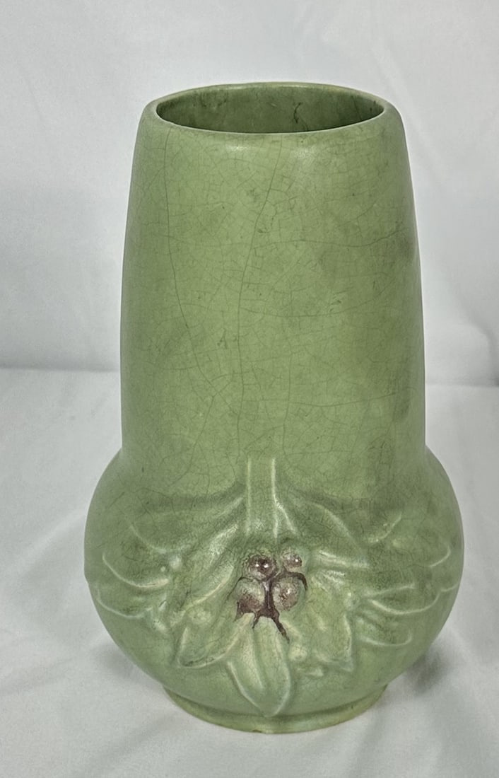 McCoy 1930s Vintage Art Pottery Matte Green Berries And Leaves Ceramic Vase (1 of 6)