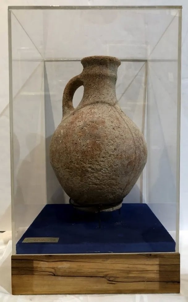 Ancient Pottery from Judea 8th - 6th Century BCE. (1 of 11)