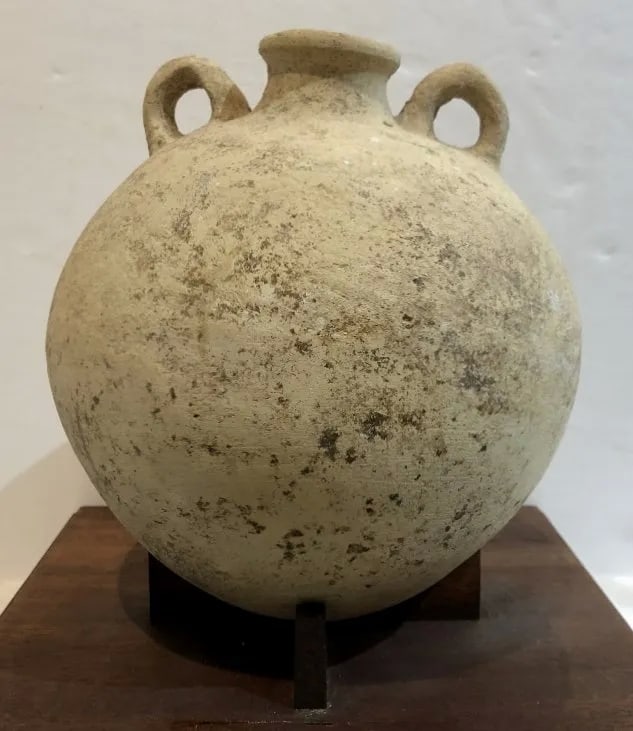 Ancient Pottery from Judea 8th - 6th Century BCE. (1 of 9)