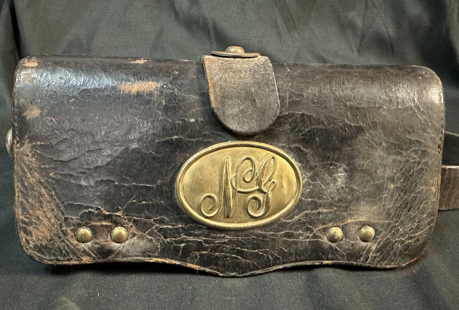 New York 1878 Leather Cartridge Pouch (1 of 5)