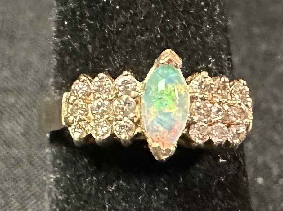 14k Yellow Gold Ring Opal and Diamonds (1 of 4)