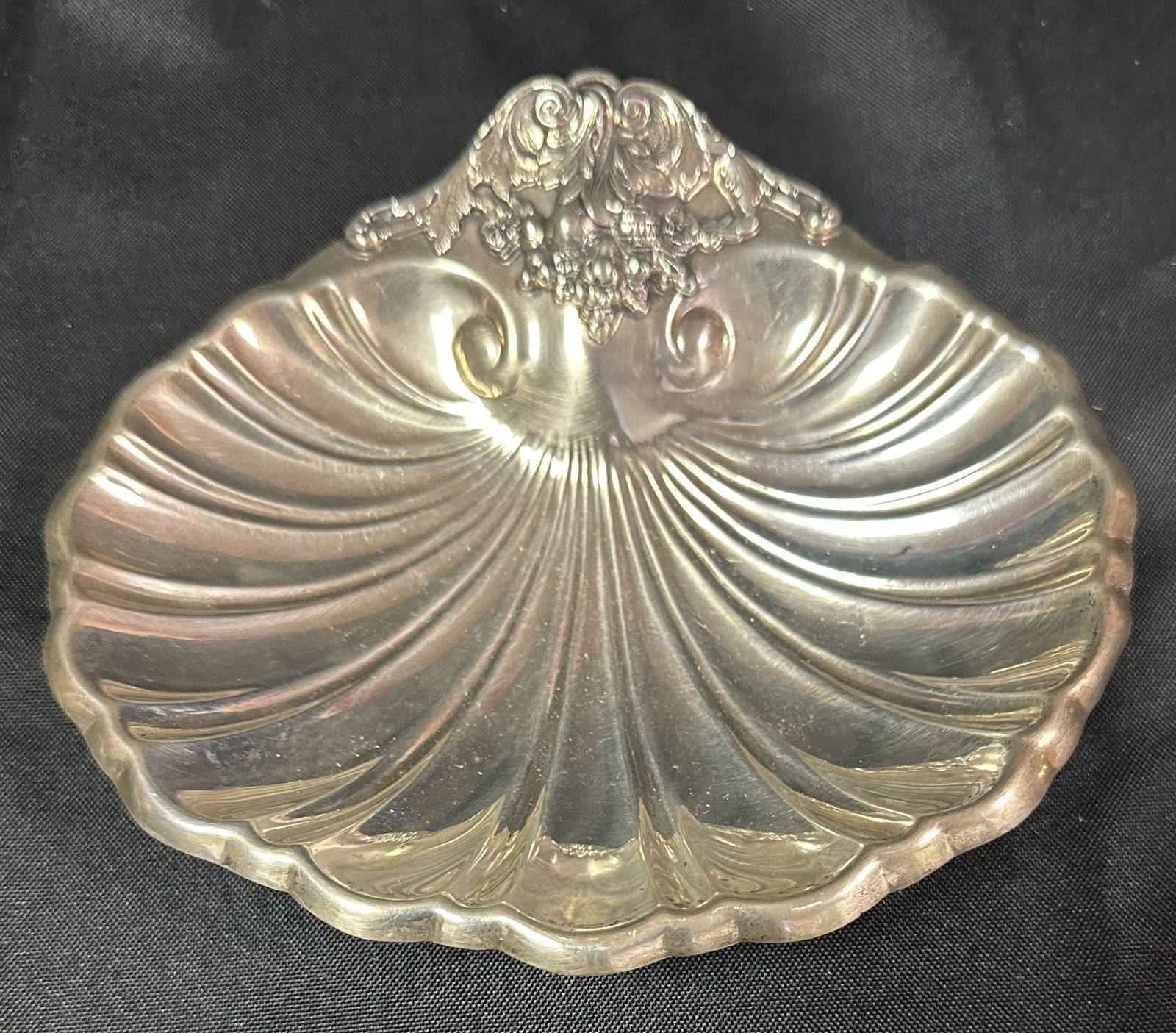 Reed & Barton Sterling Silver Shell Form Dish (1 of 5)