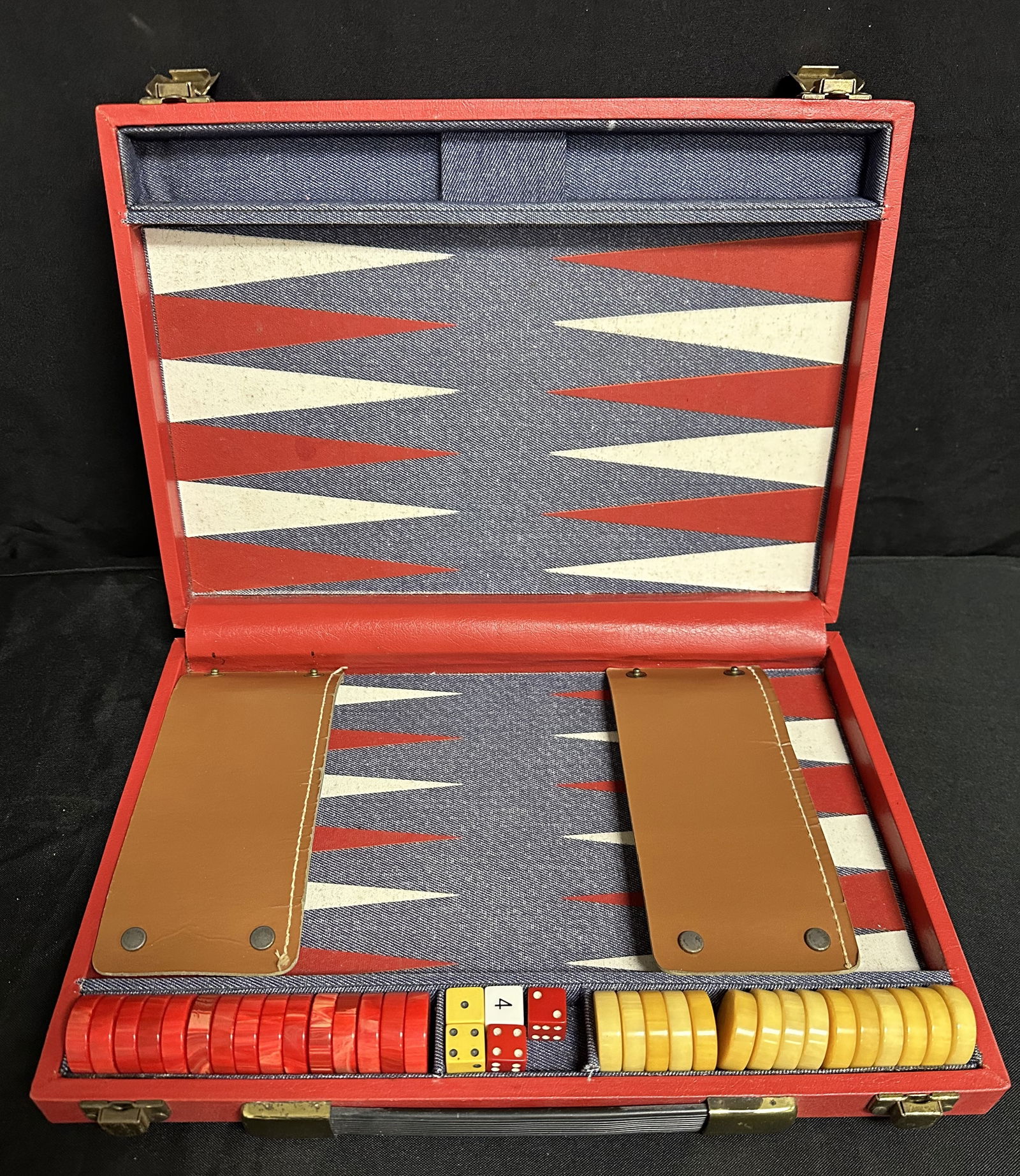 Red and Cloth Cover Backgammon Set (1 of 7)