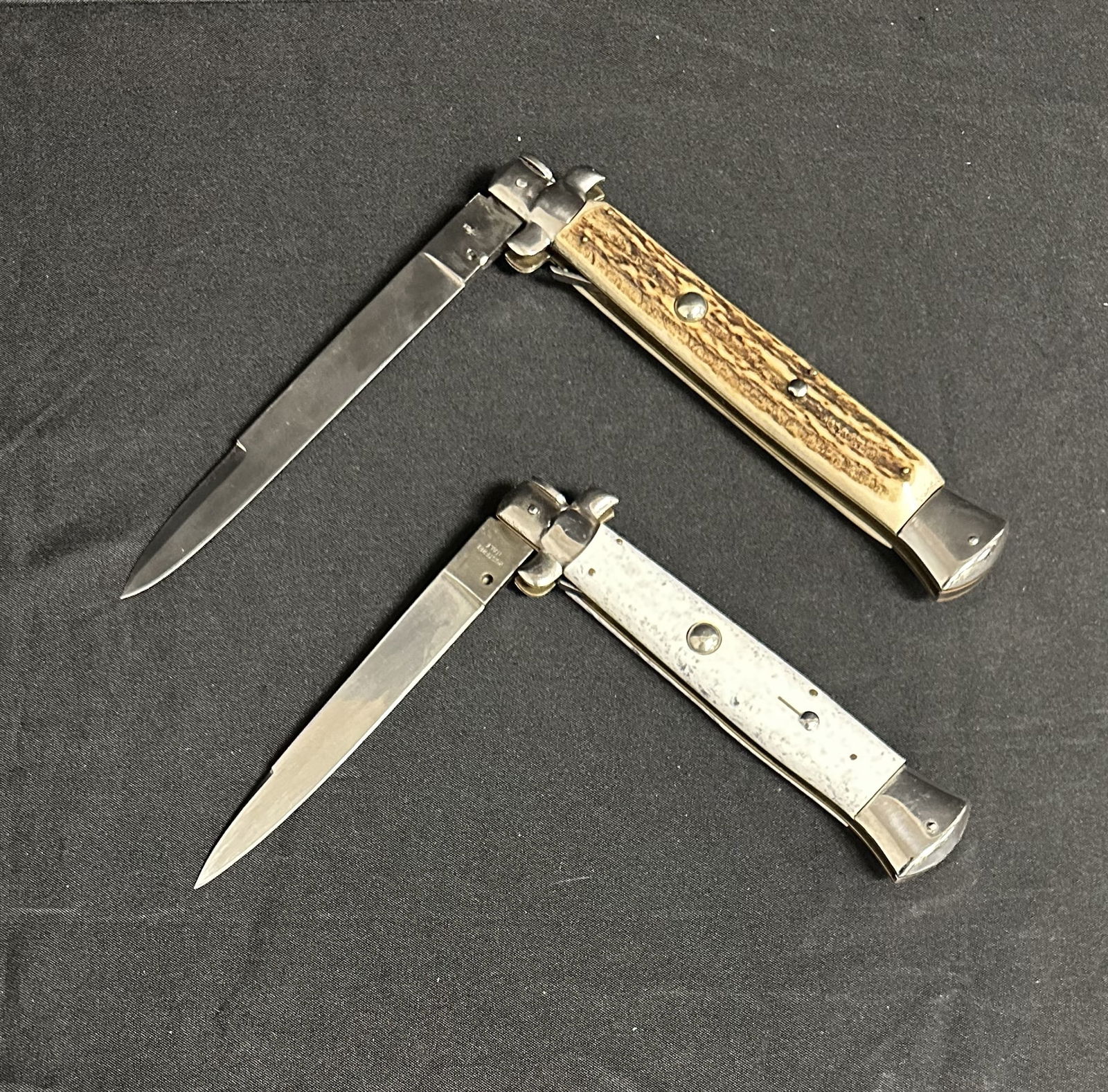 Two Oversized Switch Blades Rostfrei Italy (1 of 8)