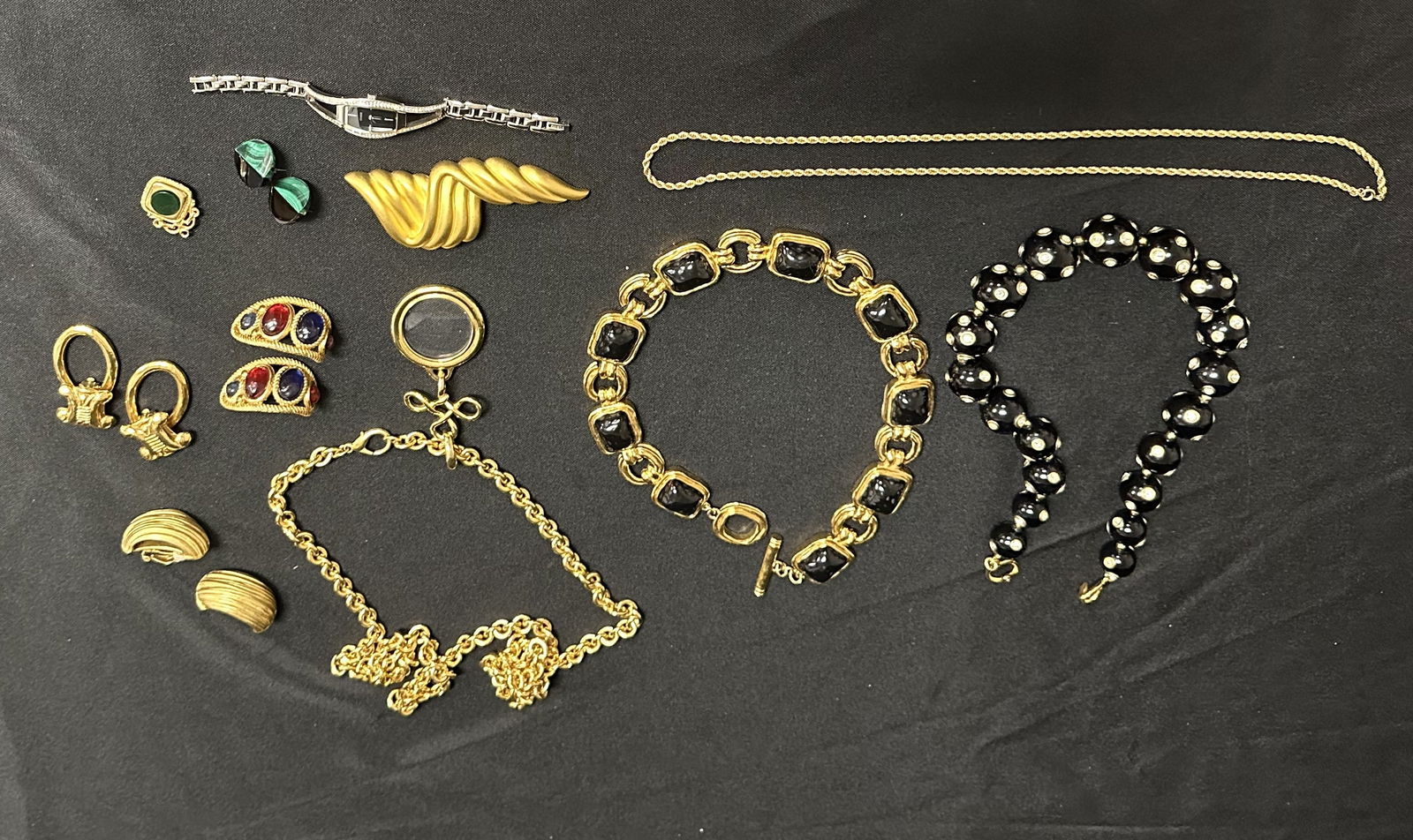 Group of Vintage Costume Jewelry - Earrings and Necklaces (1 of 8)