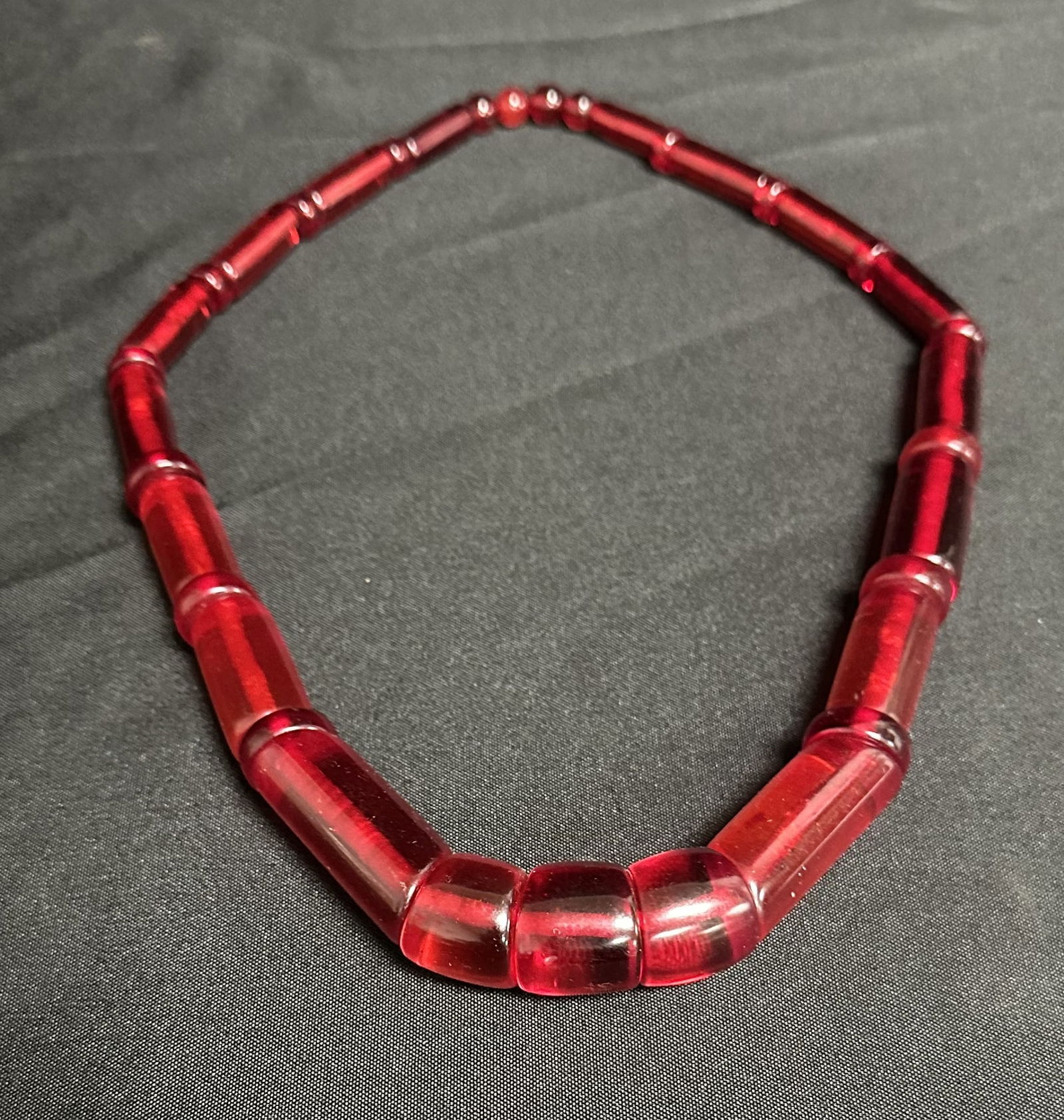 Large Red Bakelite Necklace (1 of 4)