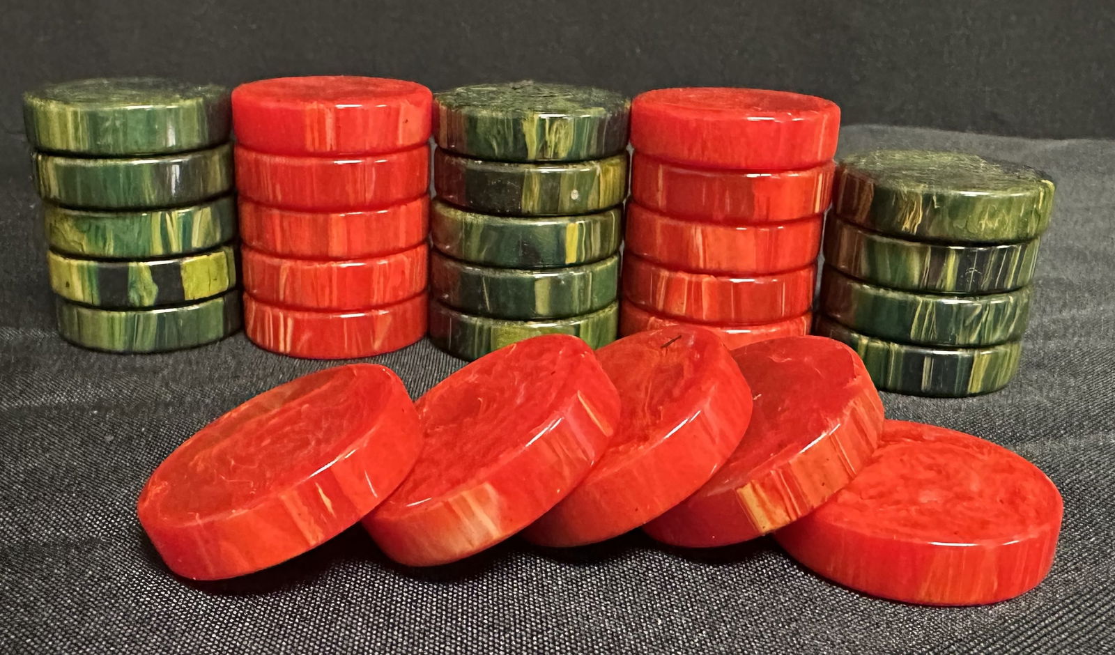 Catalin Red and Green Checkers/Backgammon Pieces 1 1/2 Inches (1 of 4)