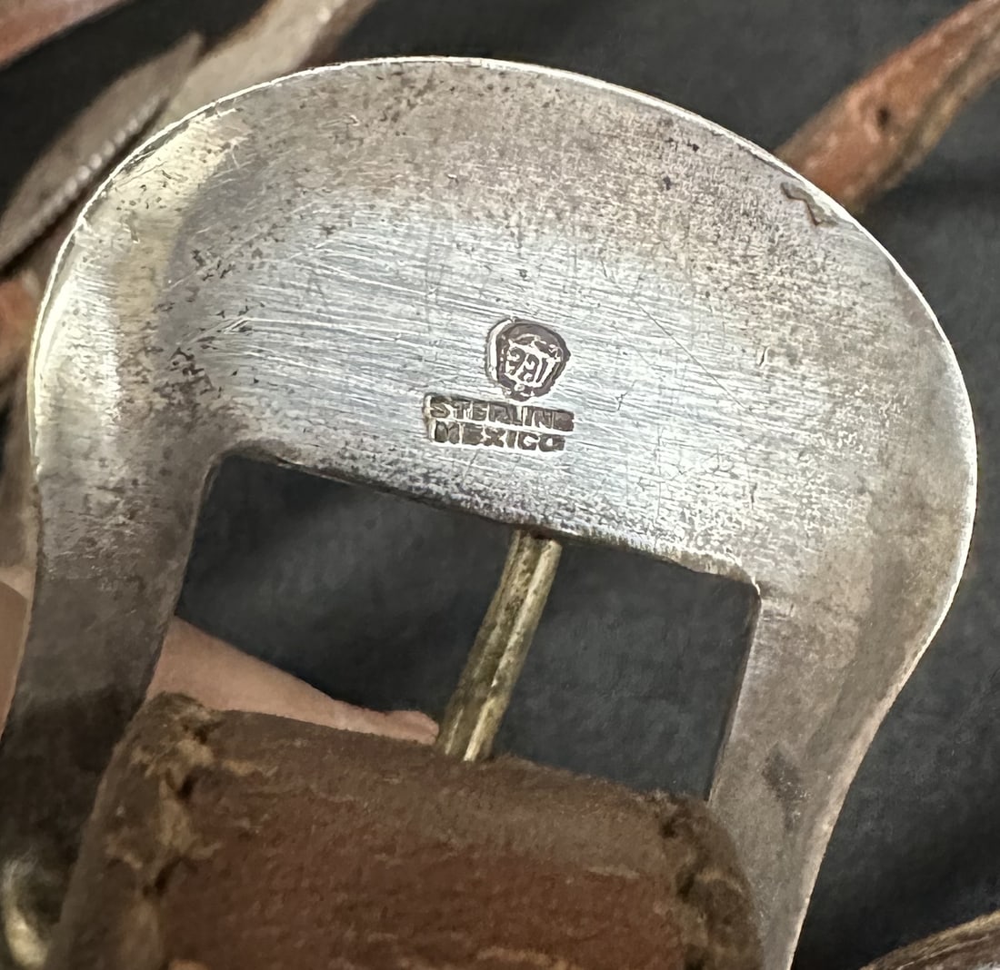 Western Toy Lot - Cap Guns and Bank: Group of western items including a pair of cap guns and holsters by Gabriel a gun shooter mechanical bank and a powder horn.