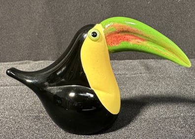 Orient and Flume Tucan Figure Paperweight by Shaw 17/500