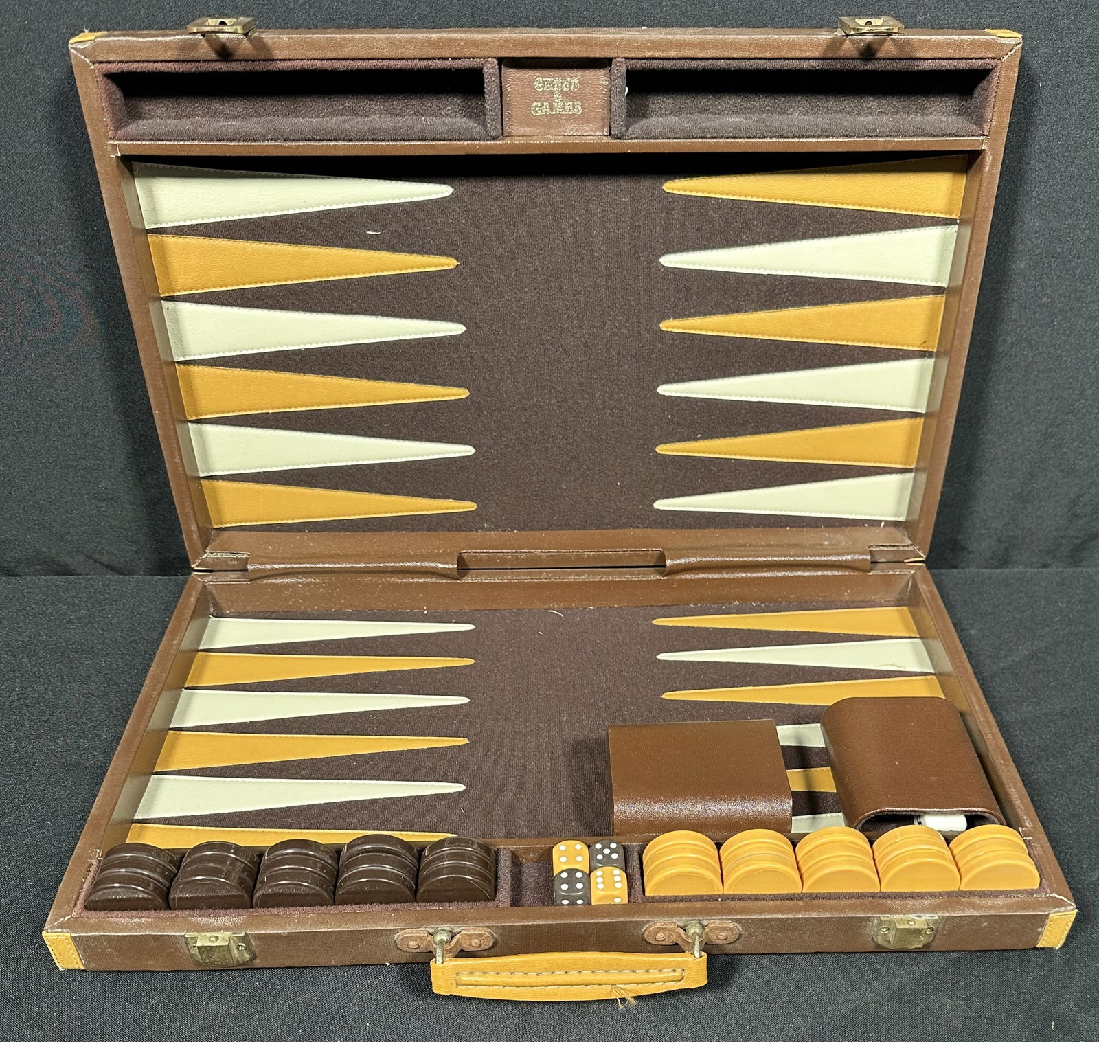 Vintage  Backgammon Set Brown and Beige - 1 3/8 Inch Pieces (1 of 10)