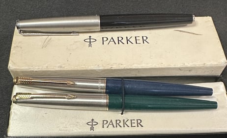 Three Vintage Parker Fountain Pens Green, Blue and Black