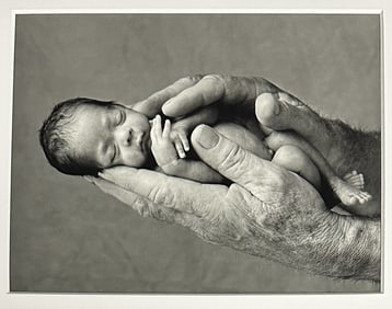 Anne Geddes Jack Holding Maneesha 13/25 Photograph