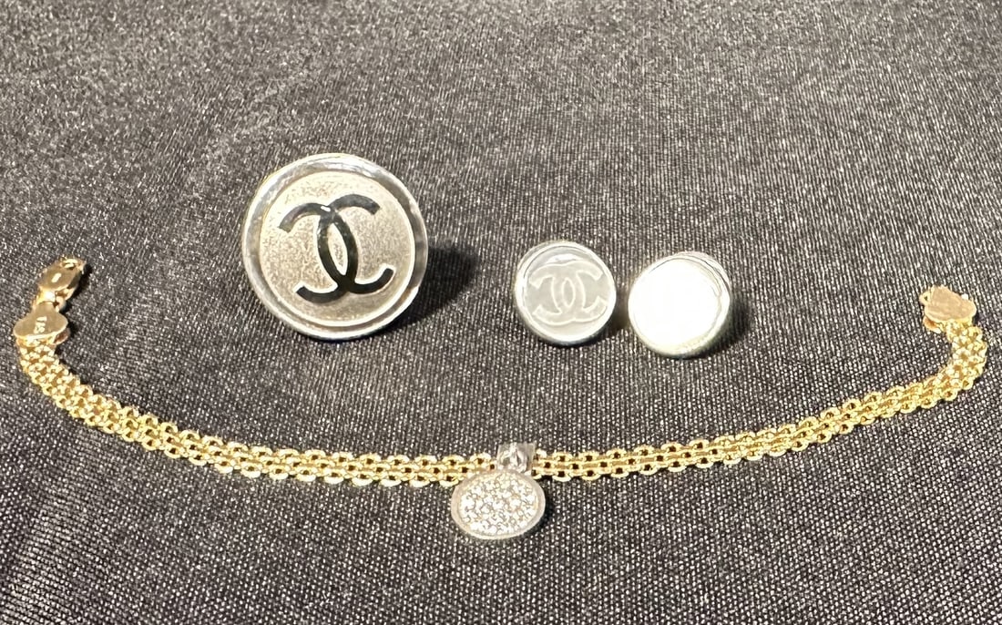 Misc Costume Jewelry Lot + Silver Bracelet (1 of 4)