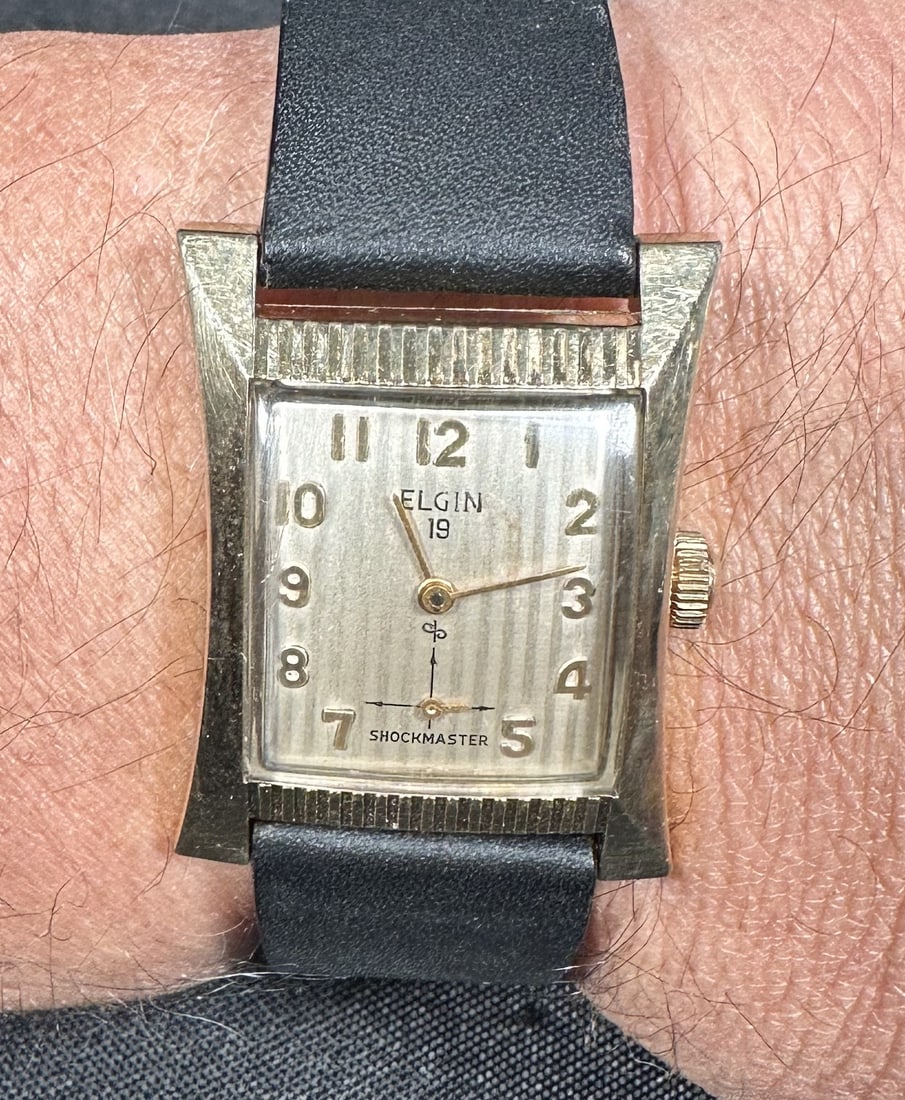 Elgin Shockmaster 19 Jewel Watch (1 of 7)