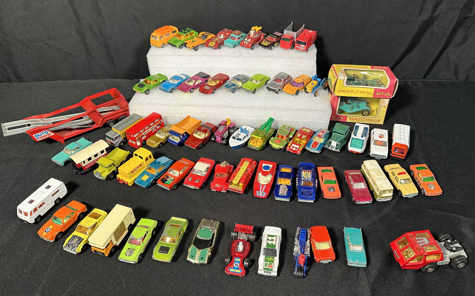 Die Cast Toy Car Lot - Matchbox Hot Wheels Corgi (1 of 20)