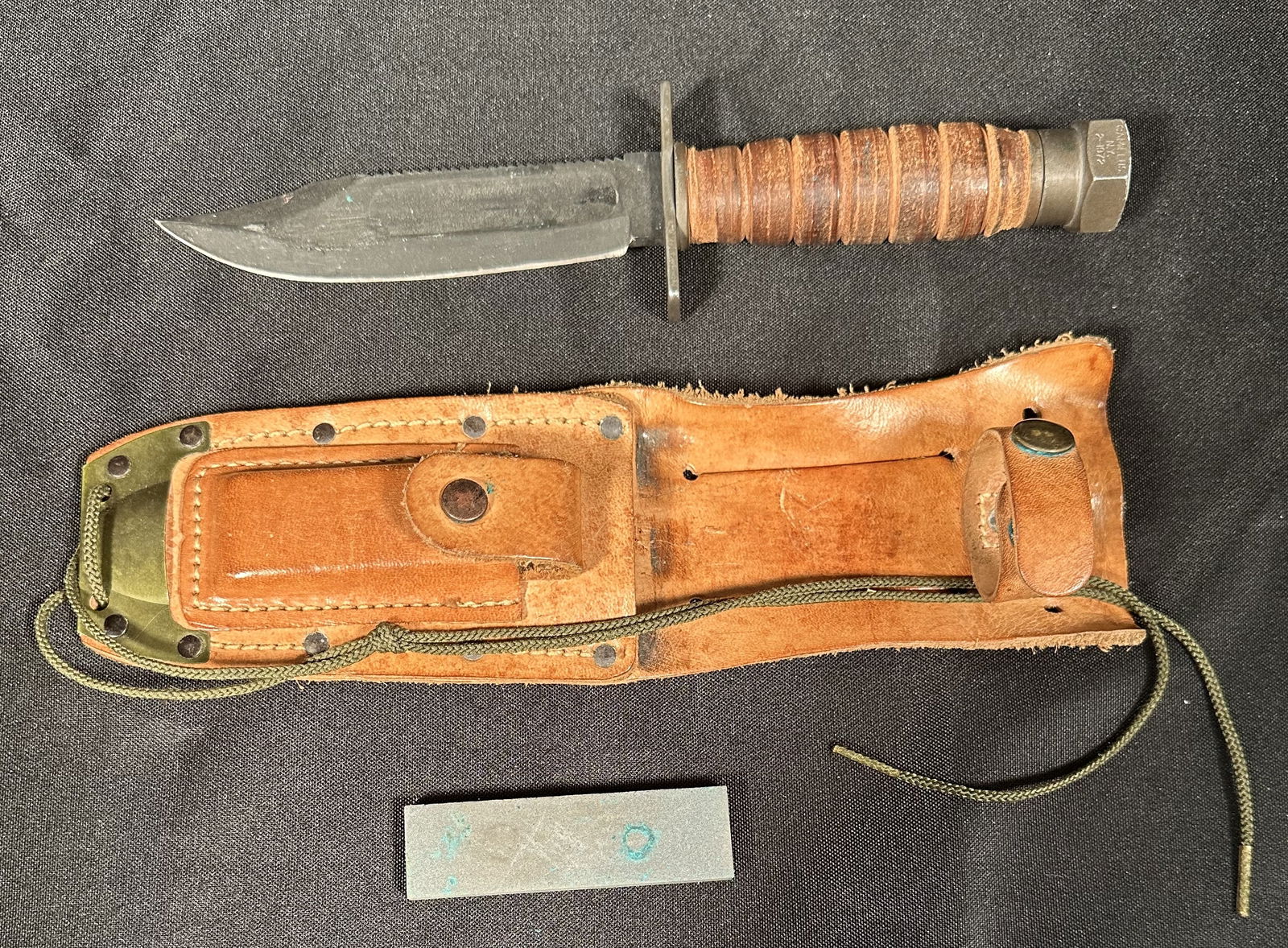 K-BAR Style Survival Knife (1 of 5)