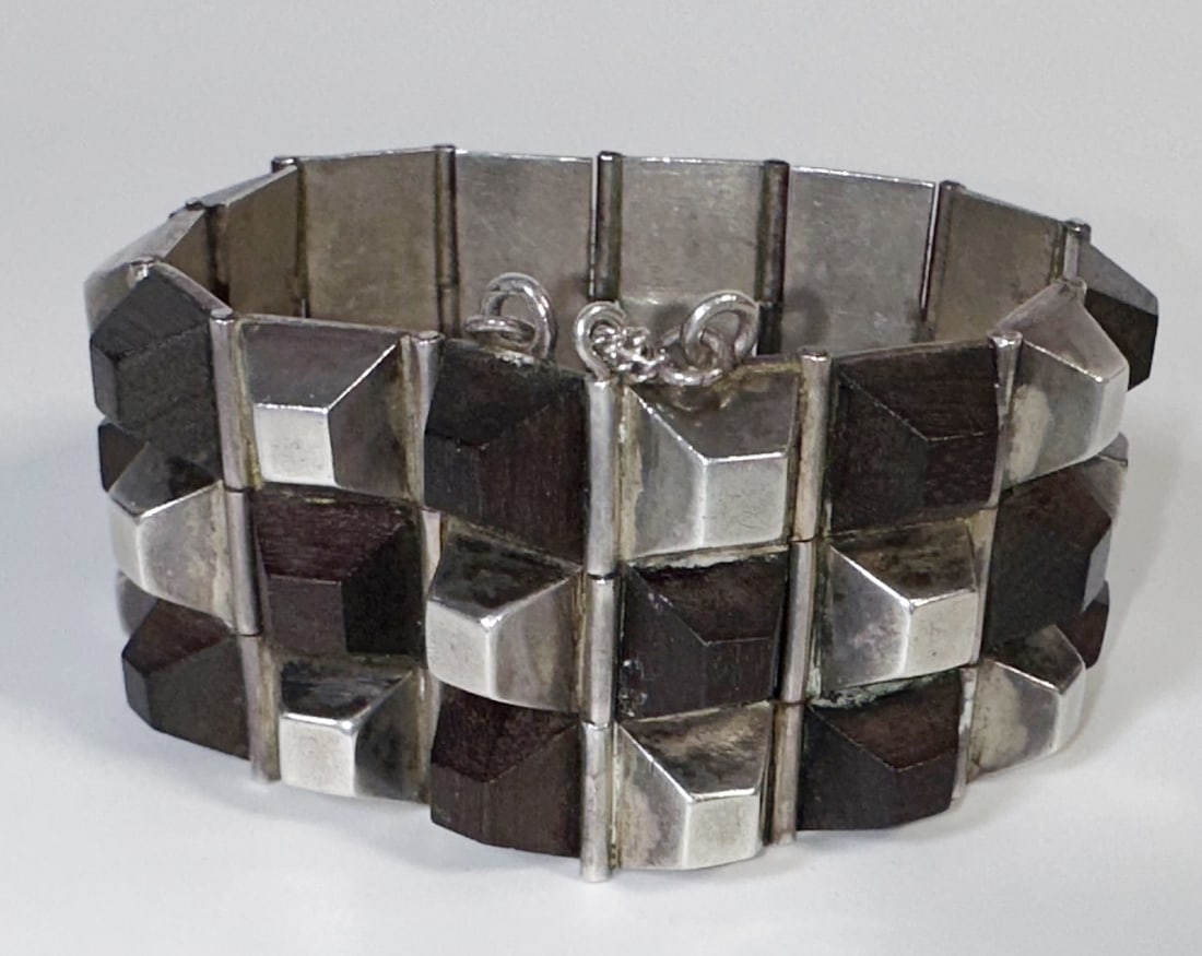 RR- William Spratling Pyramids Bracelet Sterling Silver Rosewood: RR- William Spratling Pyramids Bracelet Sterling Silver Rosewood >William Spratling, the father of Mexican Silver Pyramids bracelet in sterling silver and rosewood from the 1940s. This piece fits up t