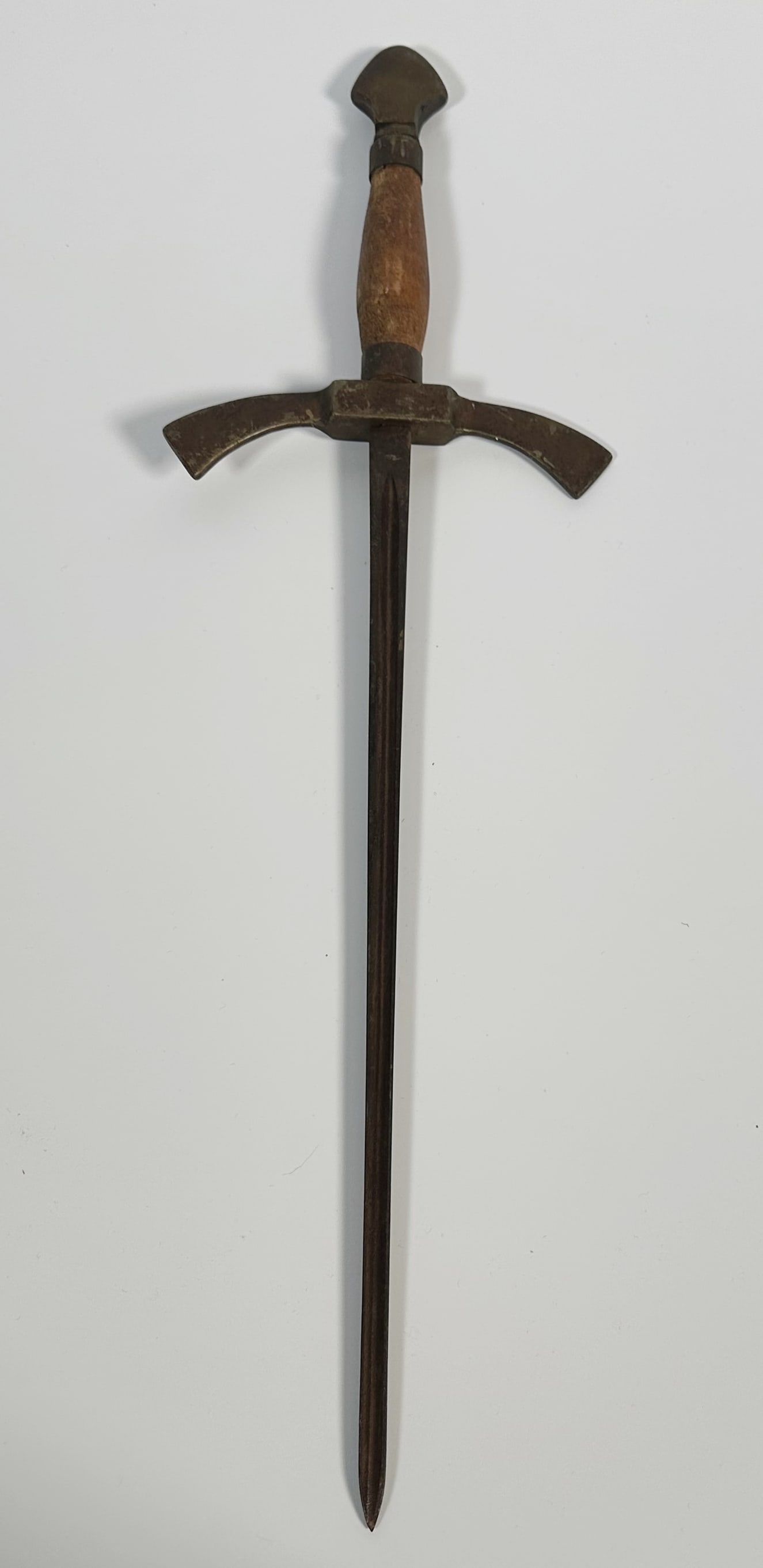 Antique Parrying Sword or Long Dagger (1 of 5)
