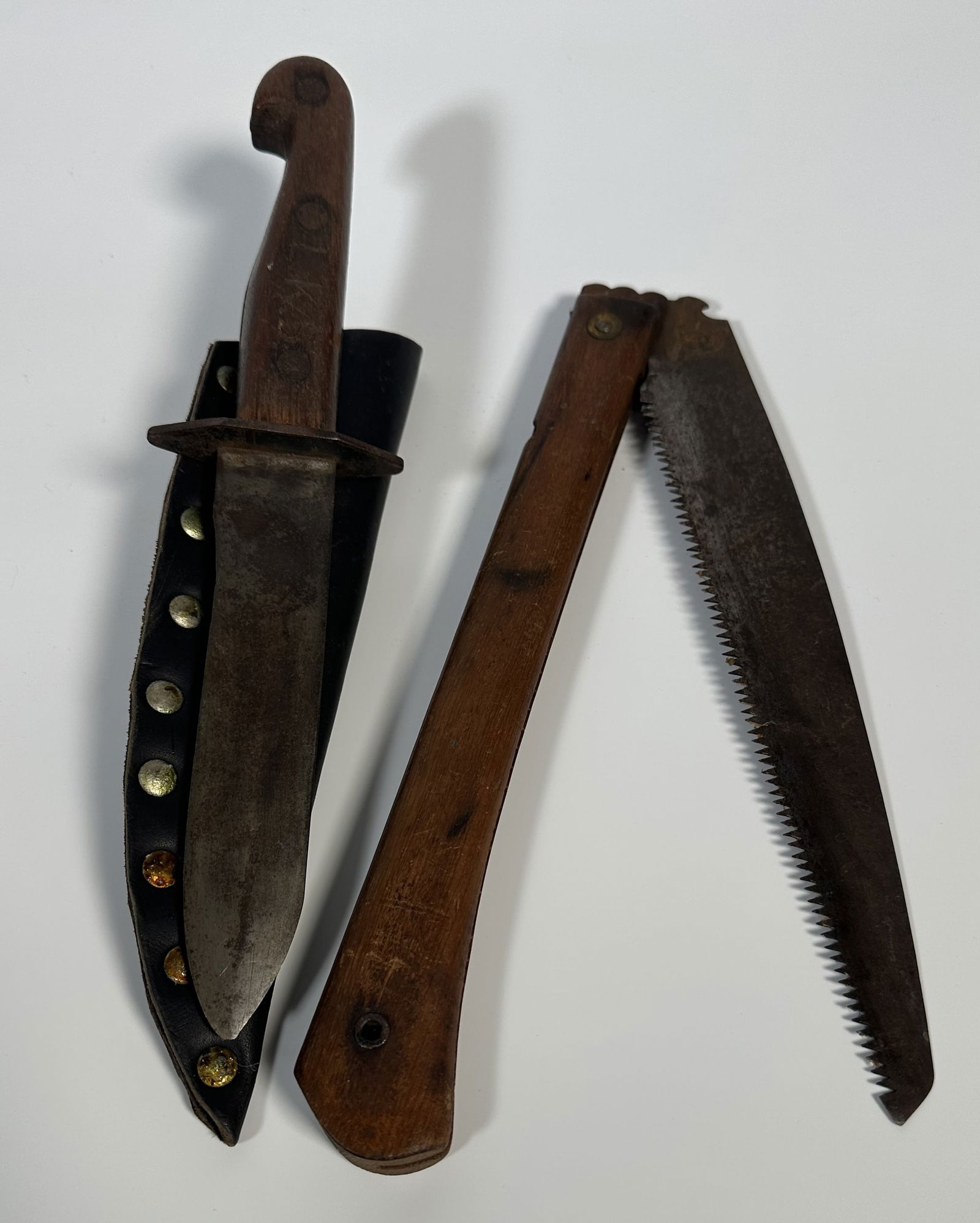 WWII East Brothers Australian Commando Knife w Folding Saw (1 of 7)