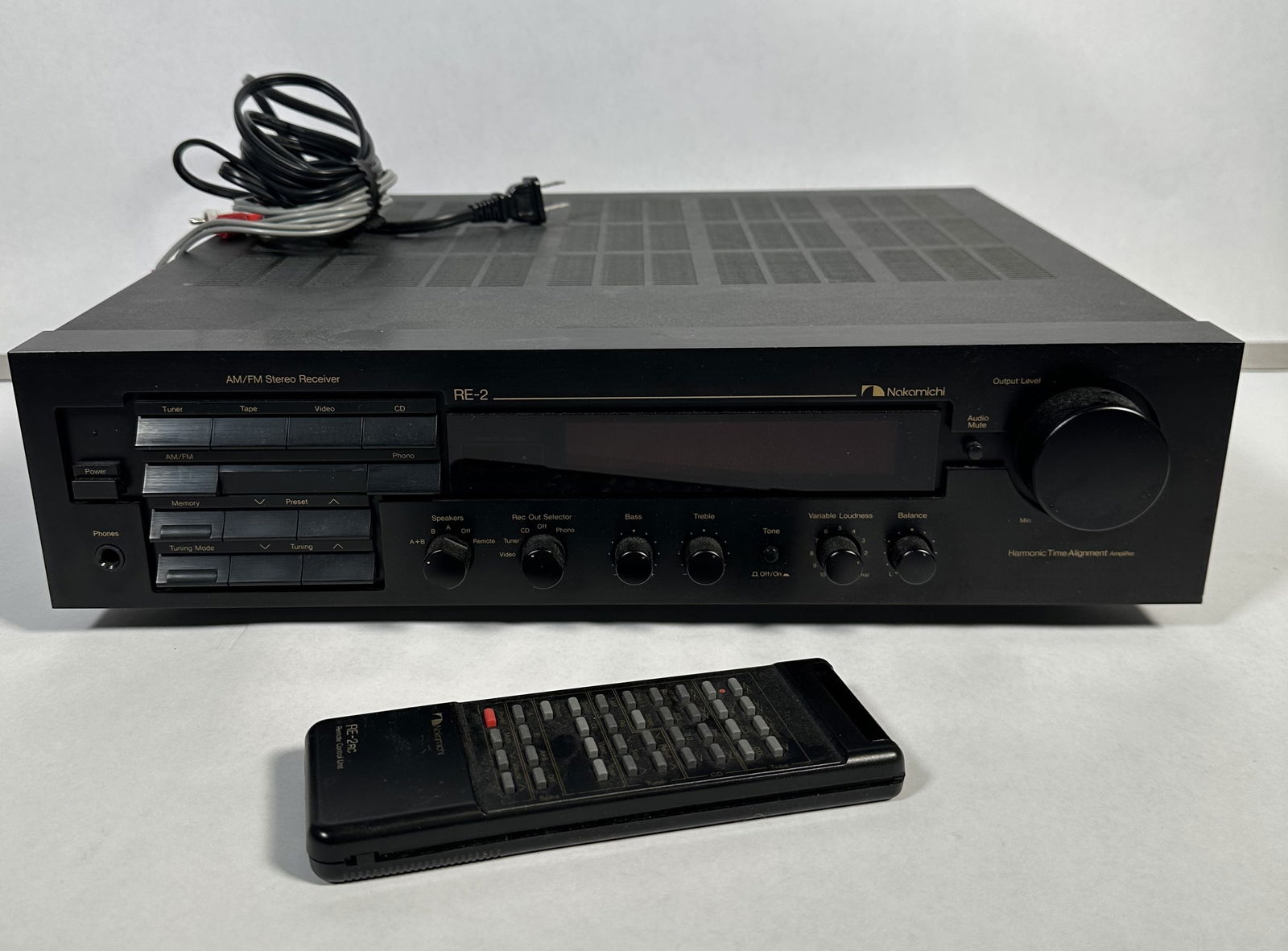 Nakamichi RE-2 AM/FM Tuner / Receiver (1 of 8)