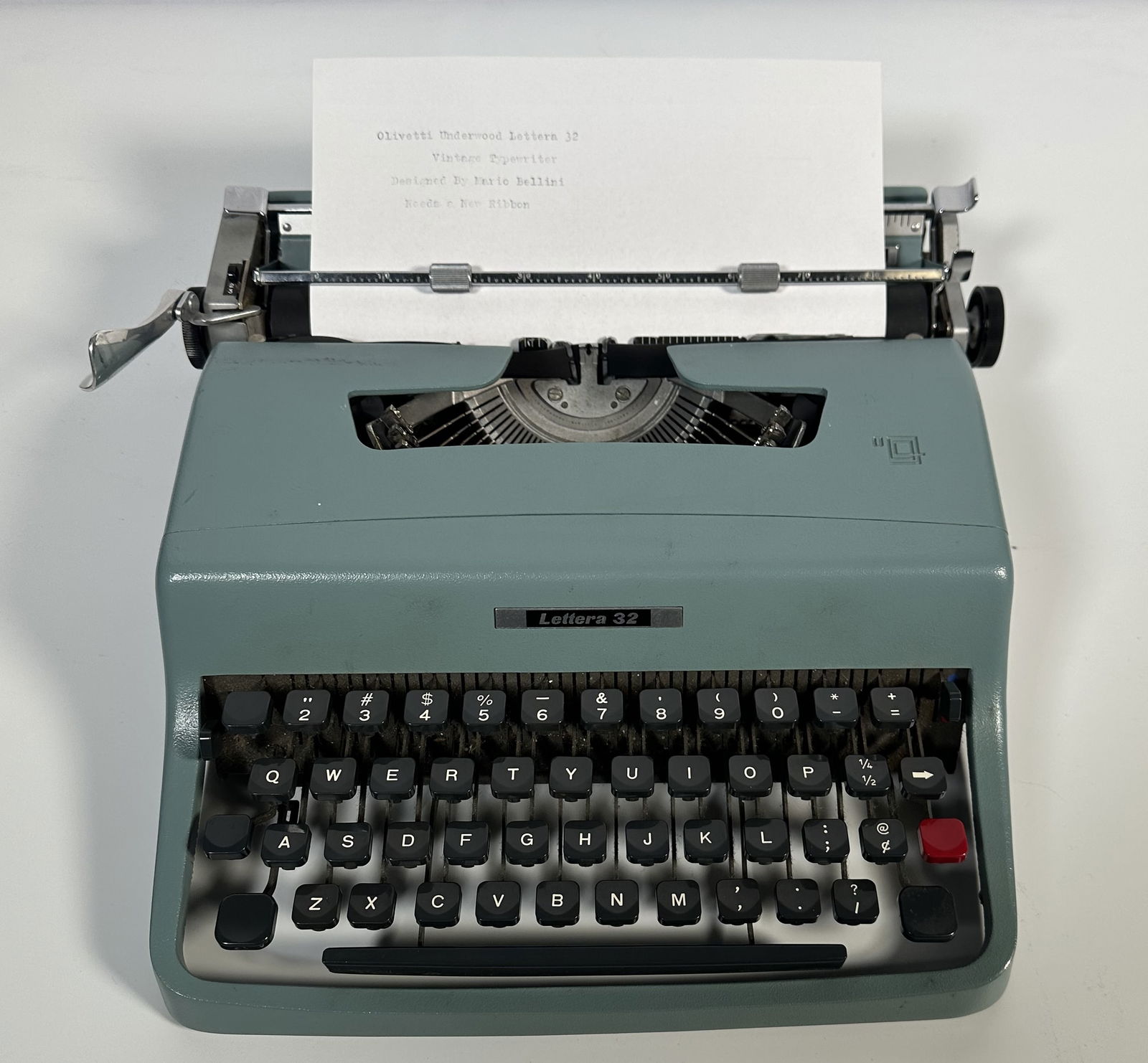 Olivetti Underwood Lettera 32 Typewriter Marcello Bellini (1 of 7)