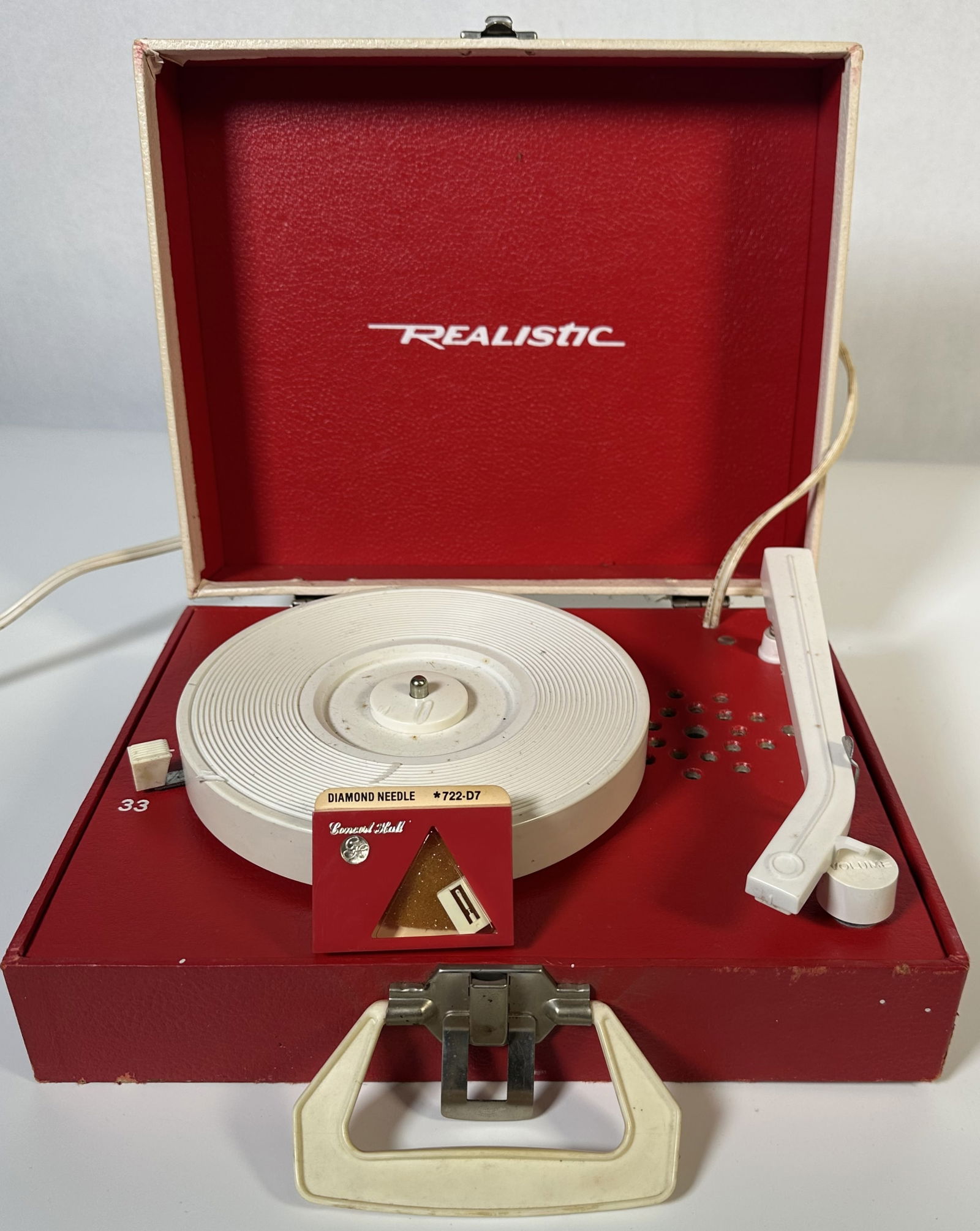 Realistic Portable Record Player (1 of 5)