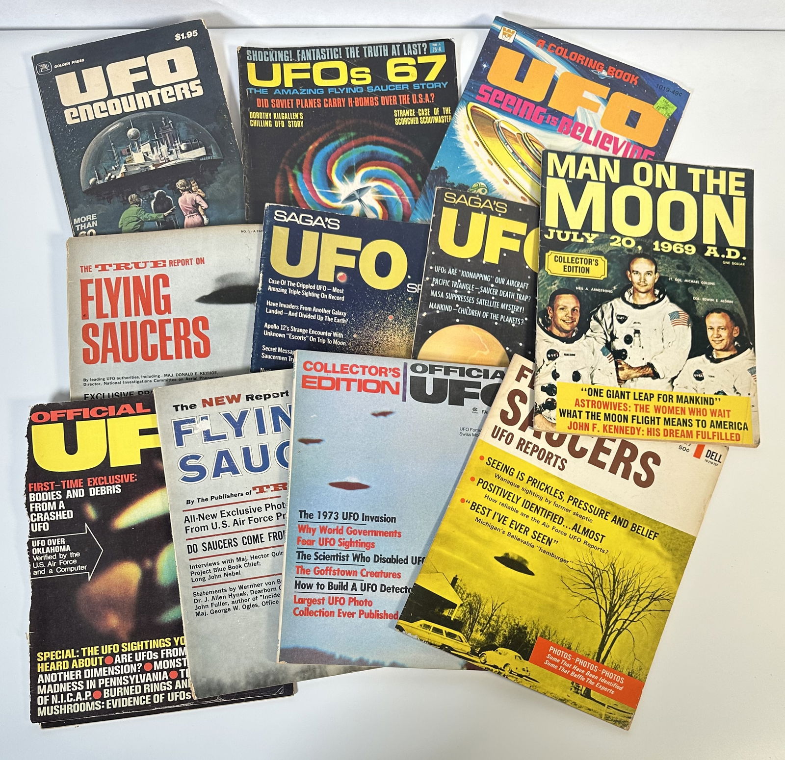 Vintage UFO Magazine Collection (1 of 6)