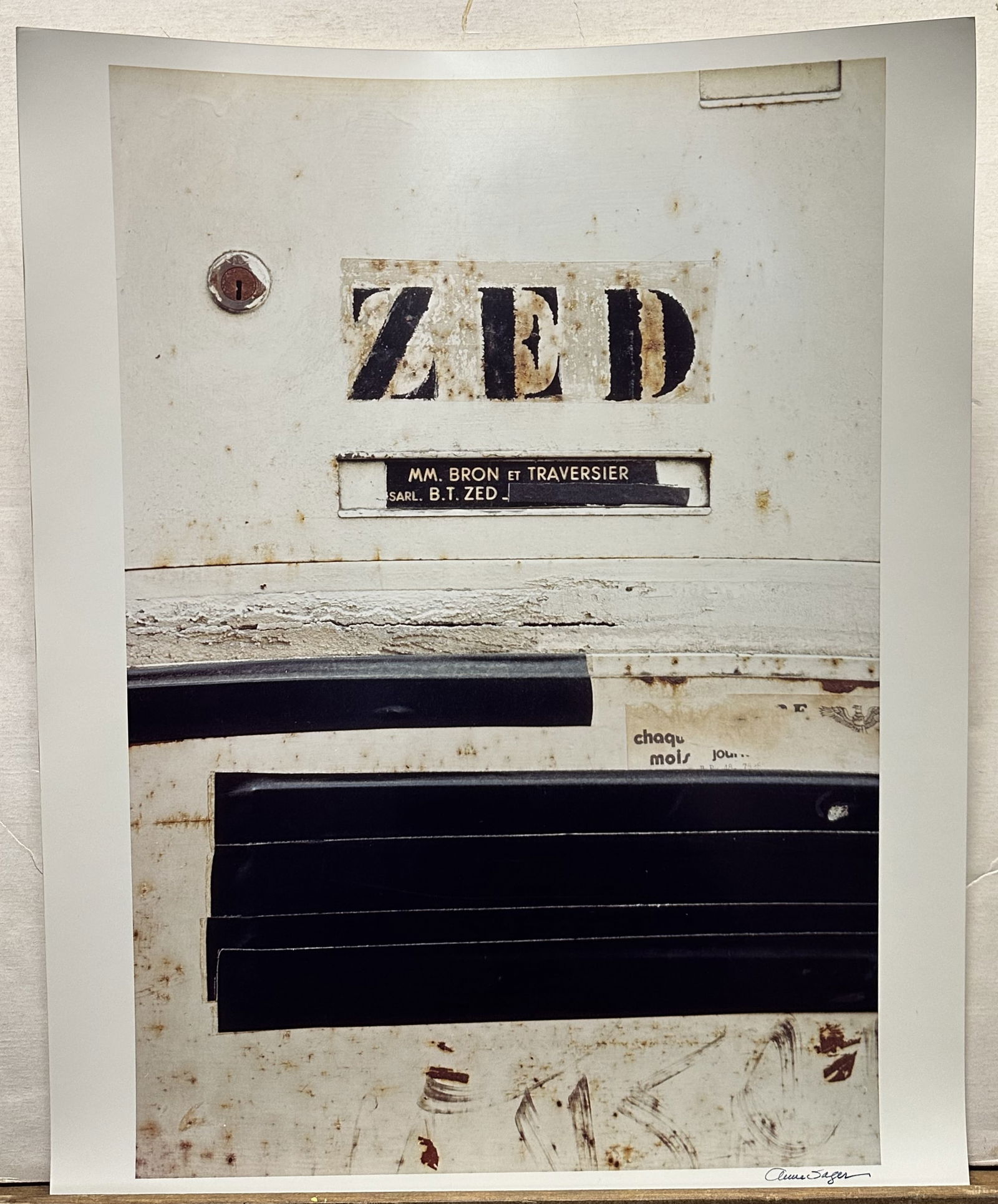 Anne Sager Six 16 x 20 Photographs Including Gas Pumps Signed (1 of 6)