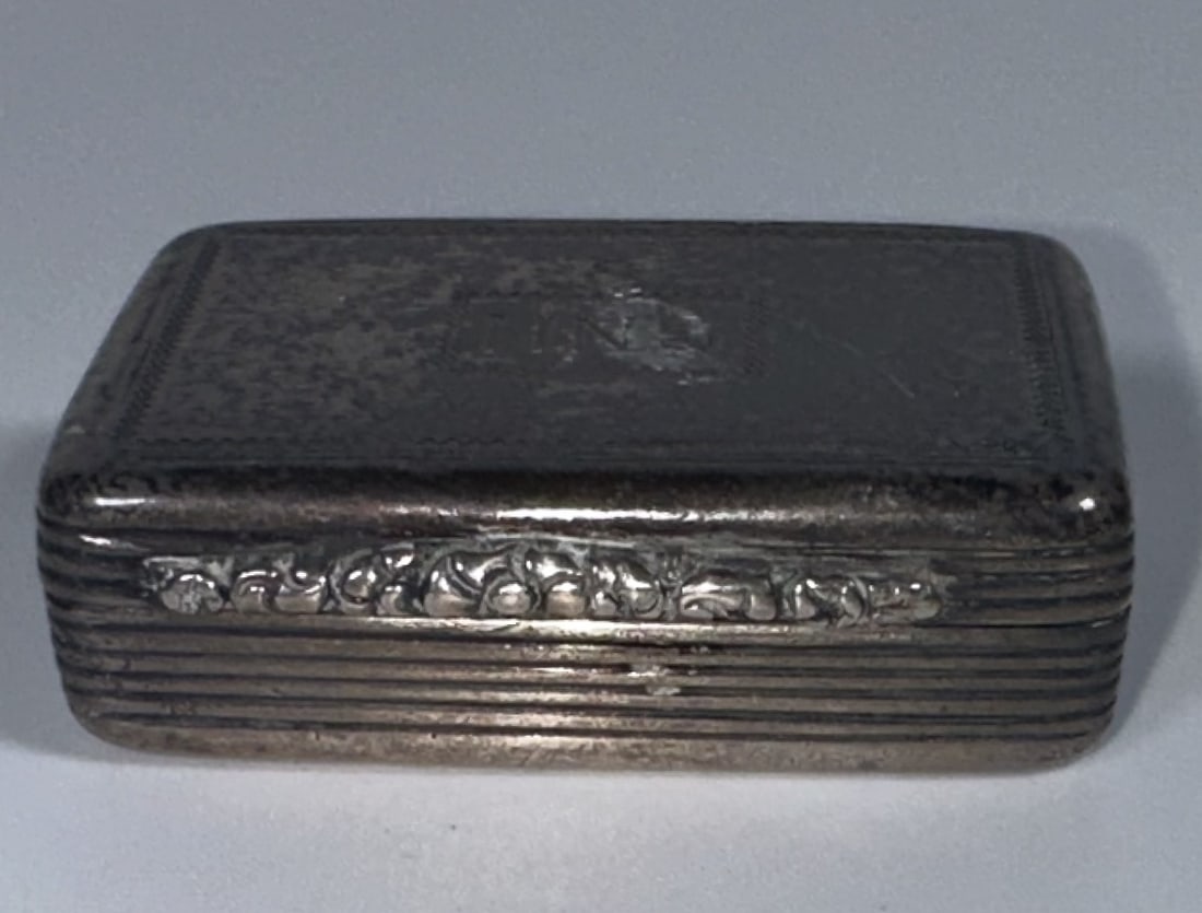 RR 1790 English Snuff Box Sterling Silver (1 of 5)
