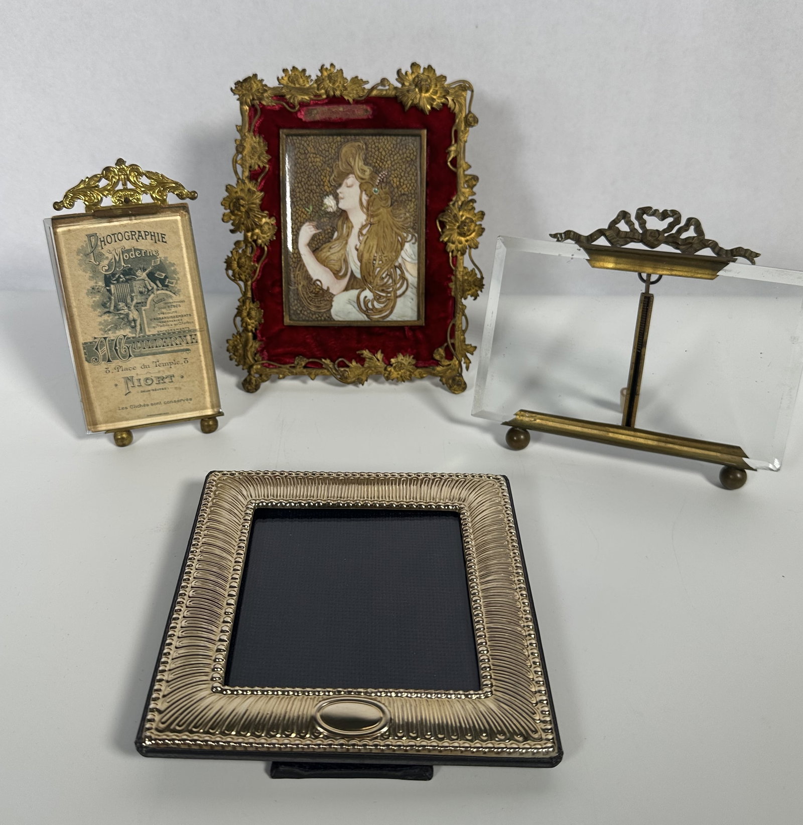 RR Four Antique and Vintage Frames (1 of 7)