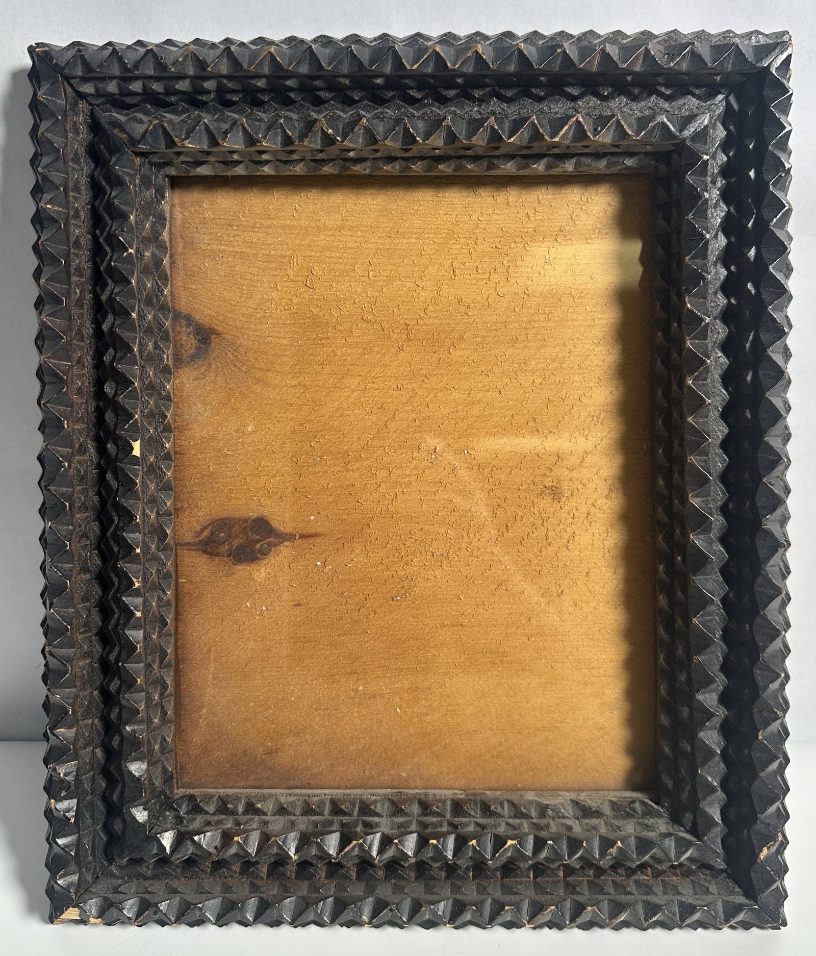 RR Large Antique Tramp Art Picture Frame (1 of 8)