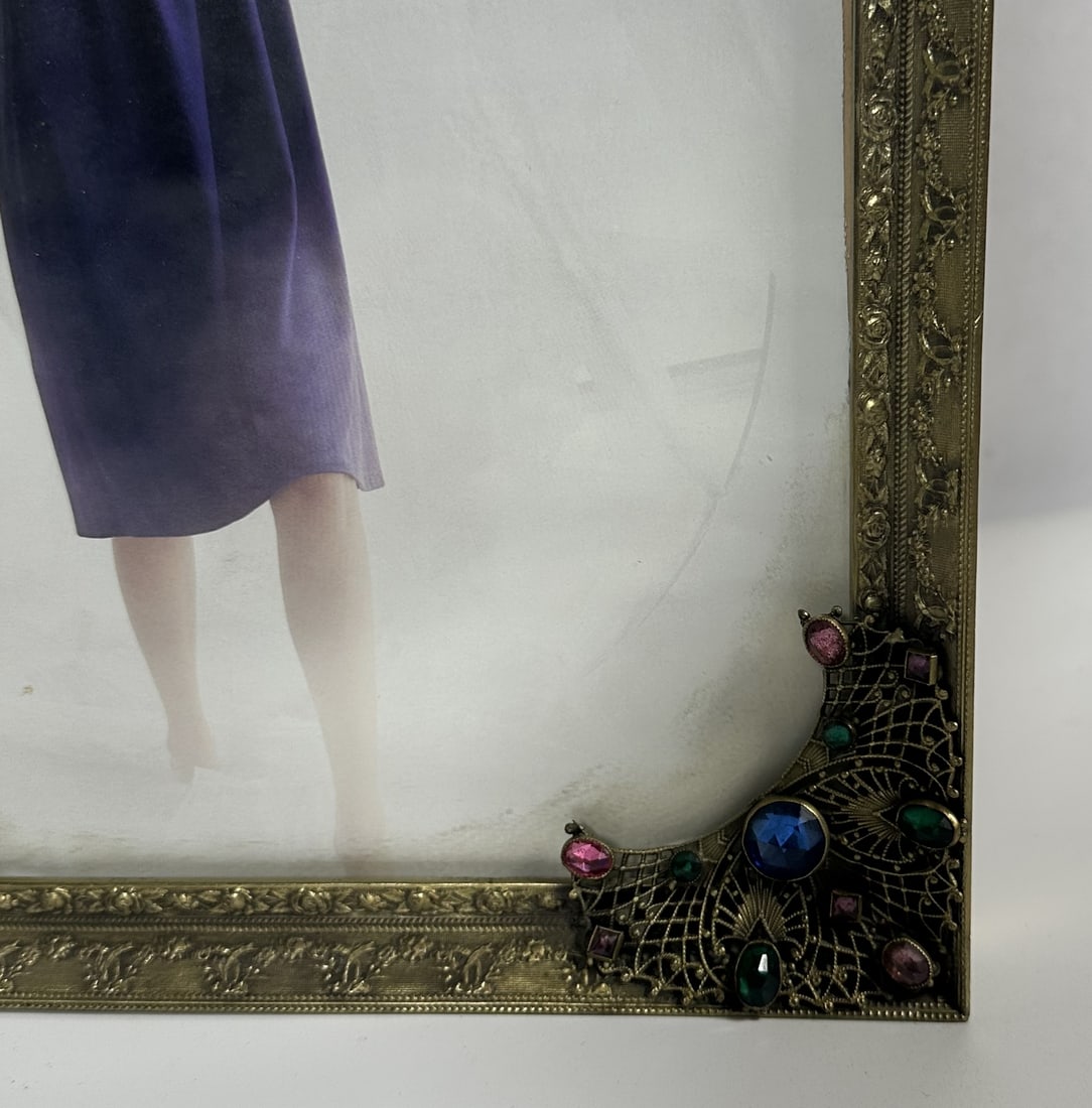 RR Three Vintage Decorative Frames - 4