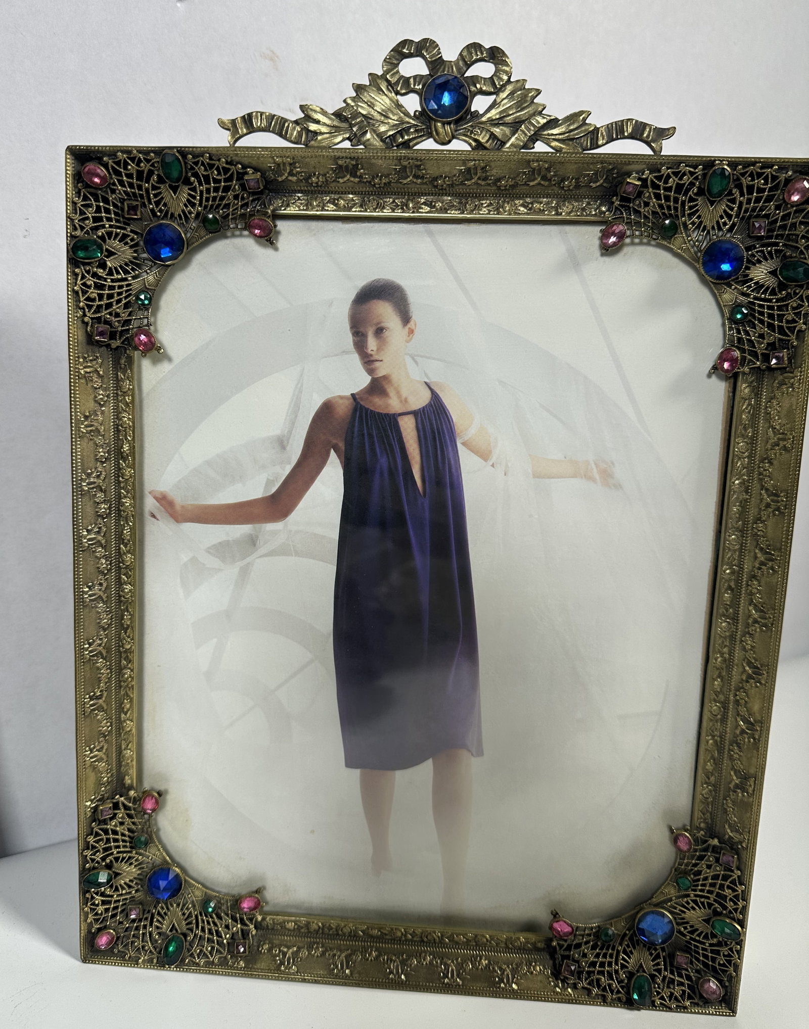 RR Three Vintage Decorative Frames - 5
