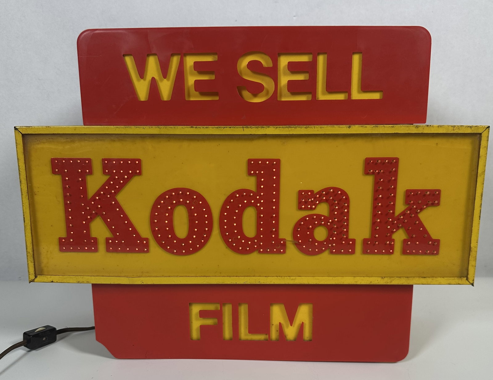 Light Up 1960s Kodak Display Sign (1 of 8)