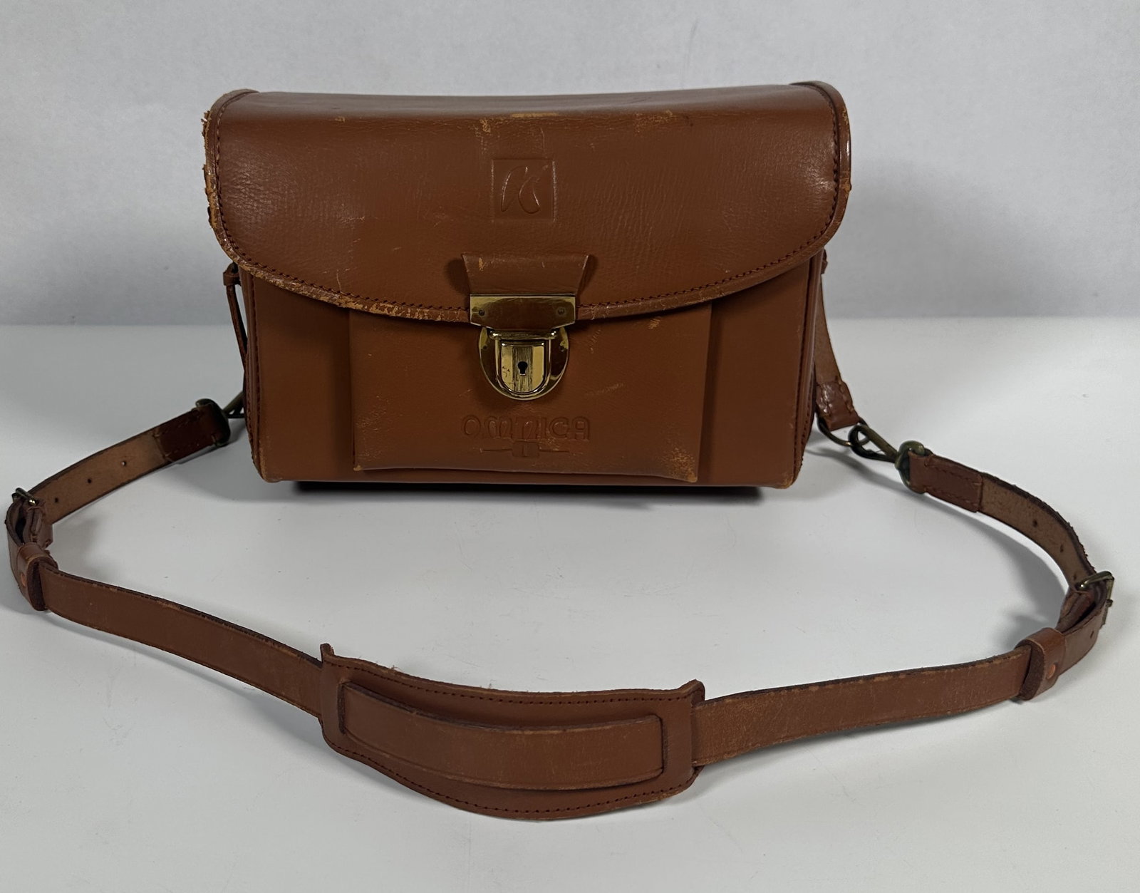 Omnica Vintage Camera and Lens Equipment Carry Case (1 of 11)