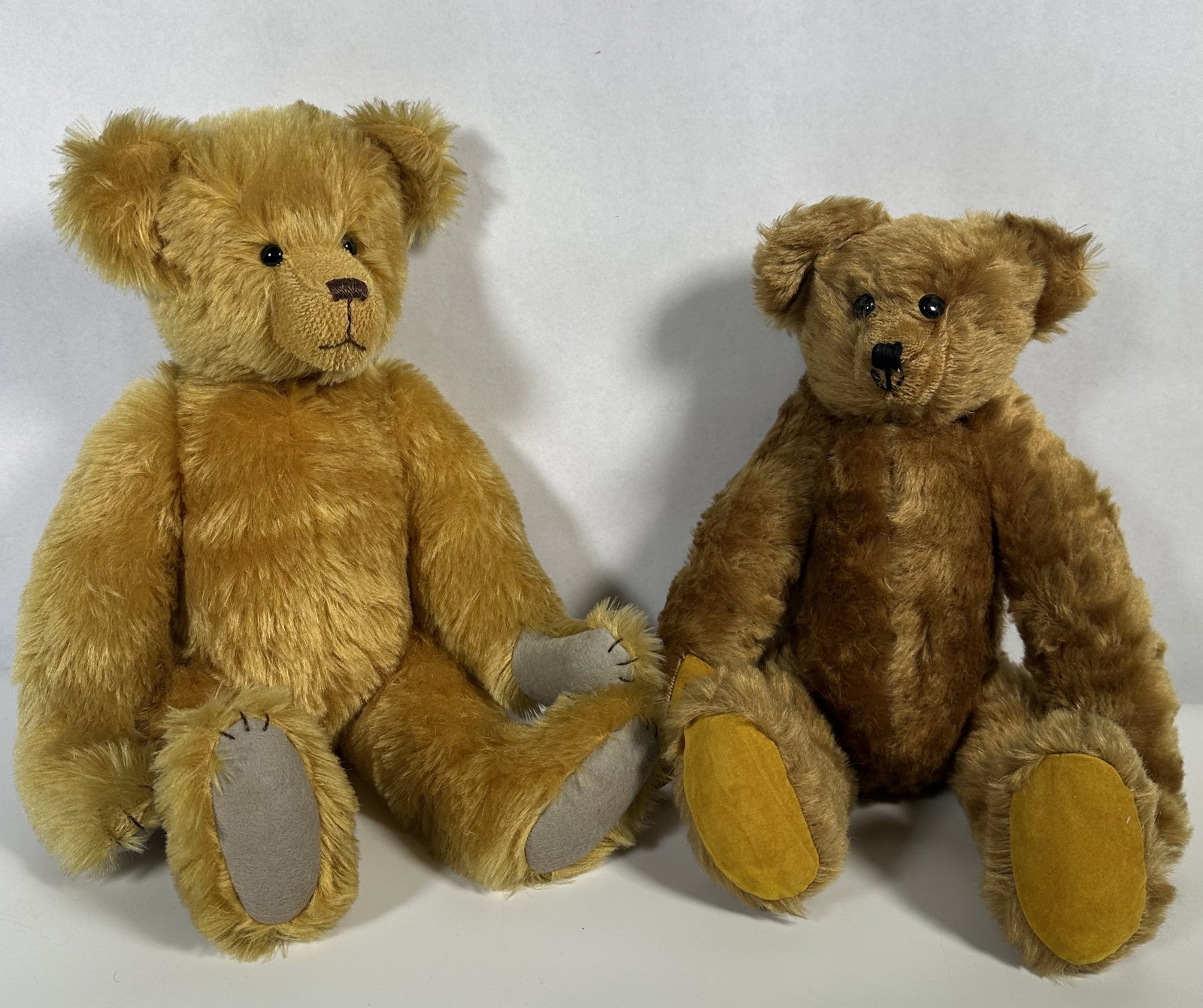 RR Two Doris King Jointed Mohair Bears (1 of 6)