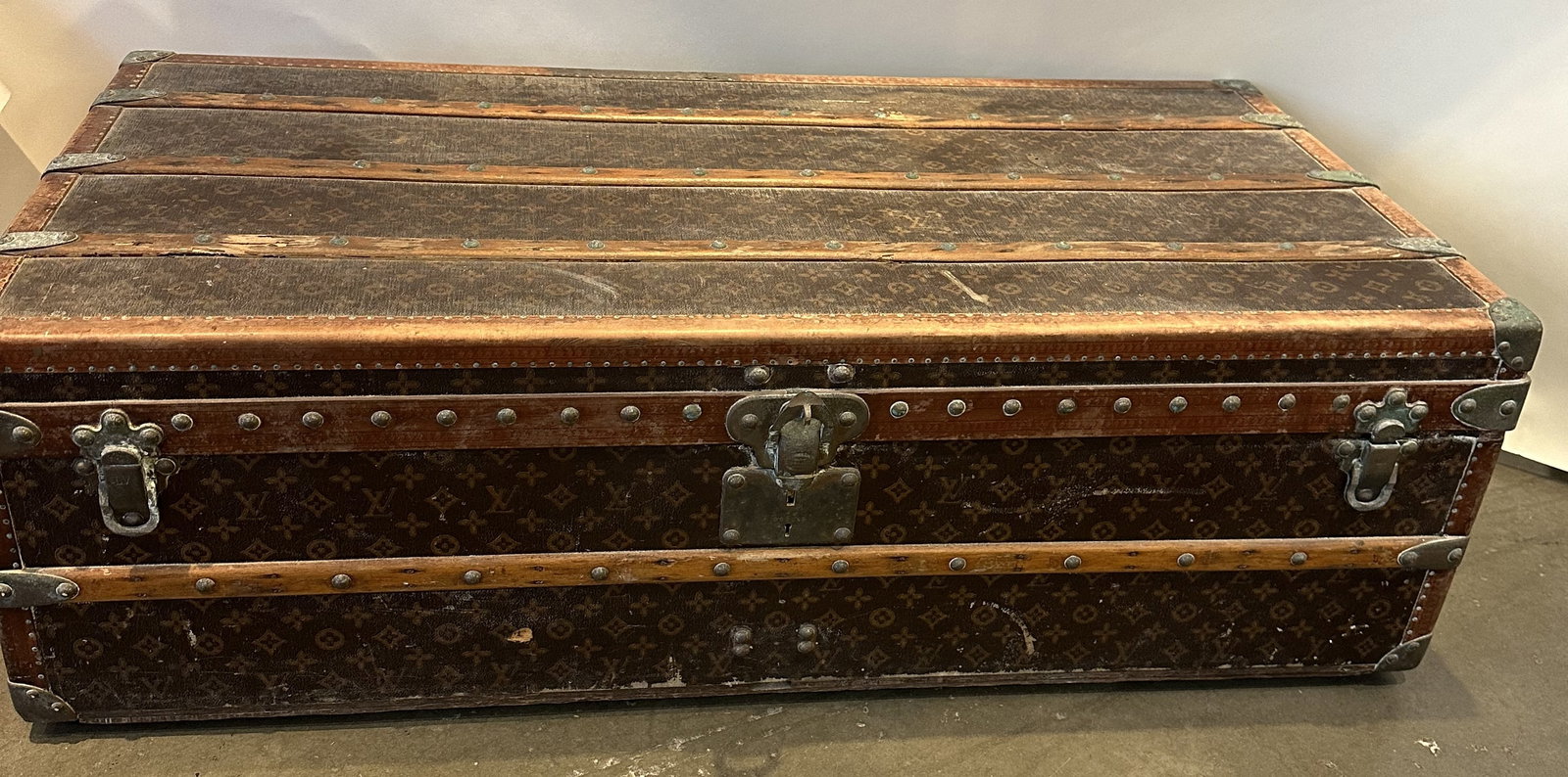 Antique Louis Vuitton Steamer Trunk (1 of 20)