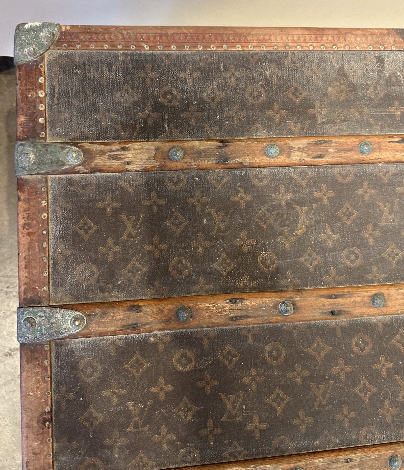 Antique Louis Vuitton Steamer Trunk - 6