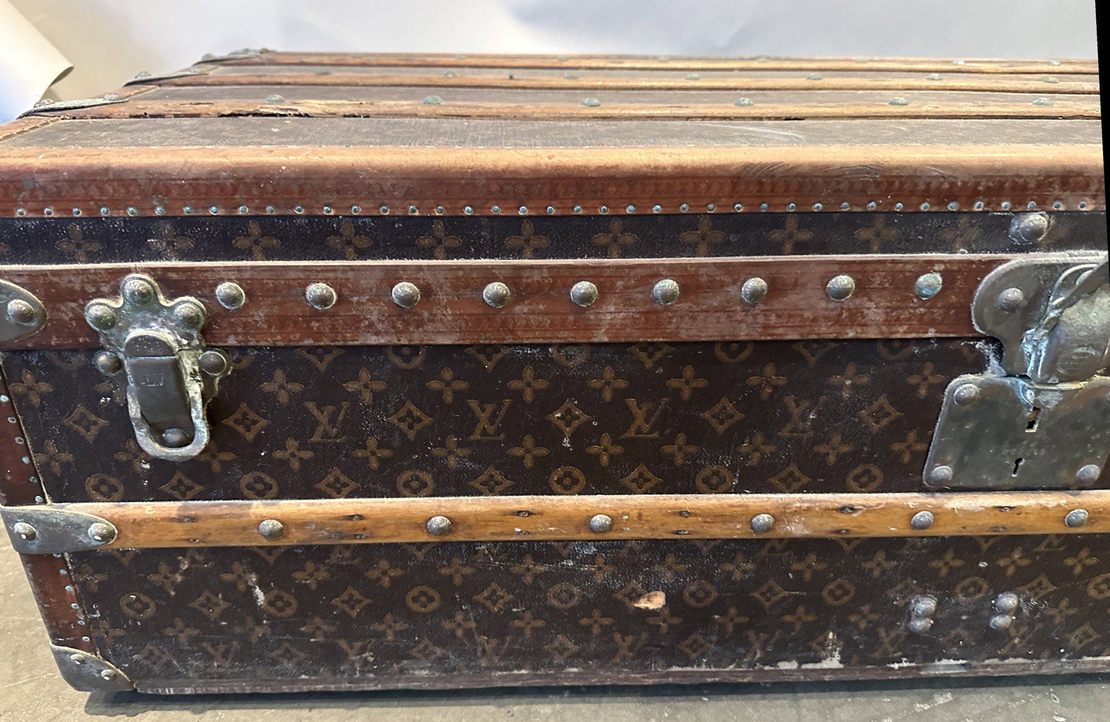 Antique Louis Vuitton Steamer Trunk - 7
