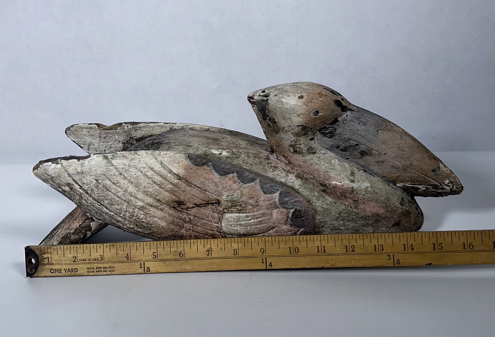 Vintage Pelican Decoy (1 of 7)