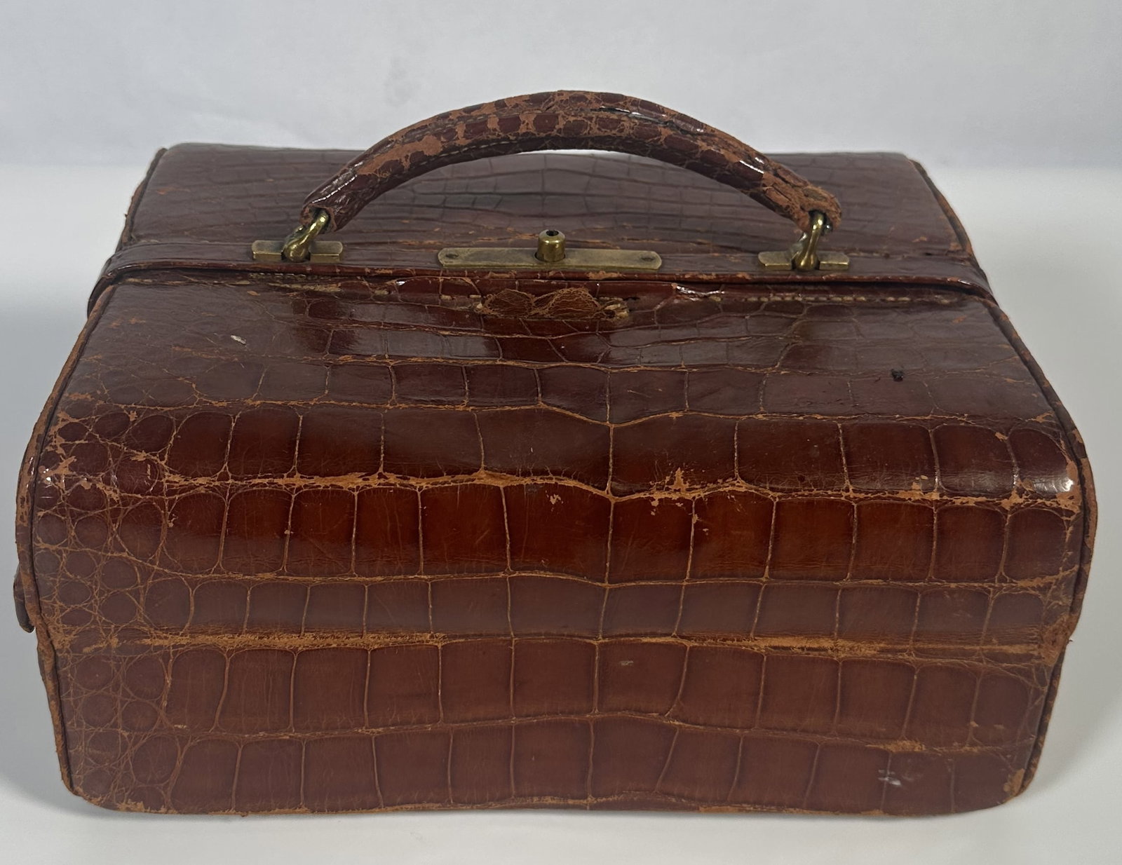 Antique Crocodile Leather Gladstone Style Travel Bag (1 of 8)