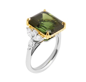 Multi Side Stone Ring with Green Tourmaline 6.81ct